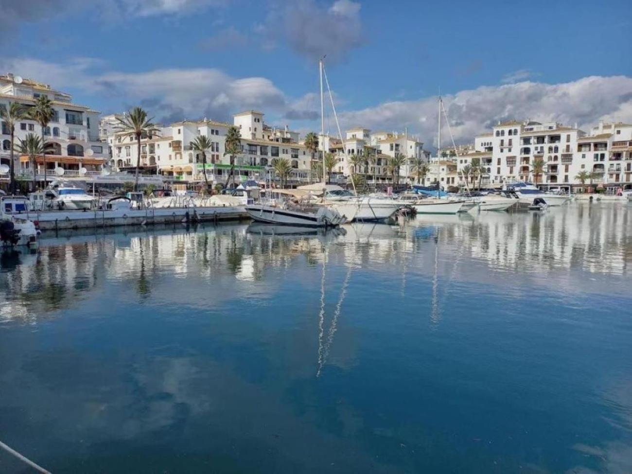 Duquesa Port