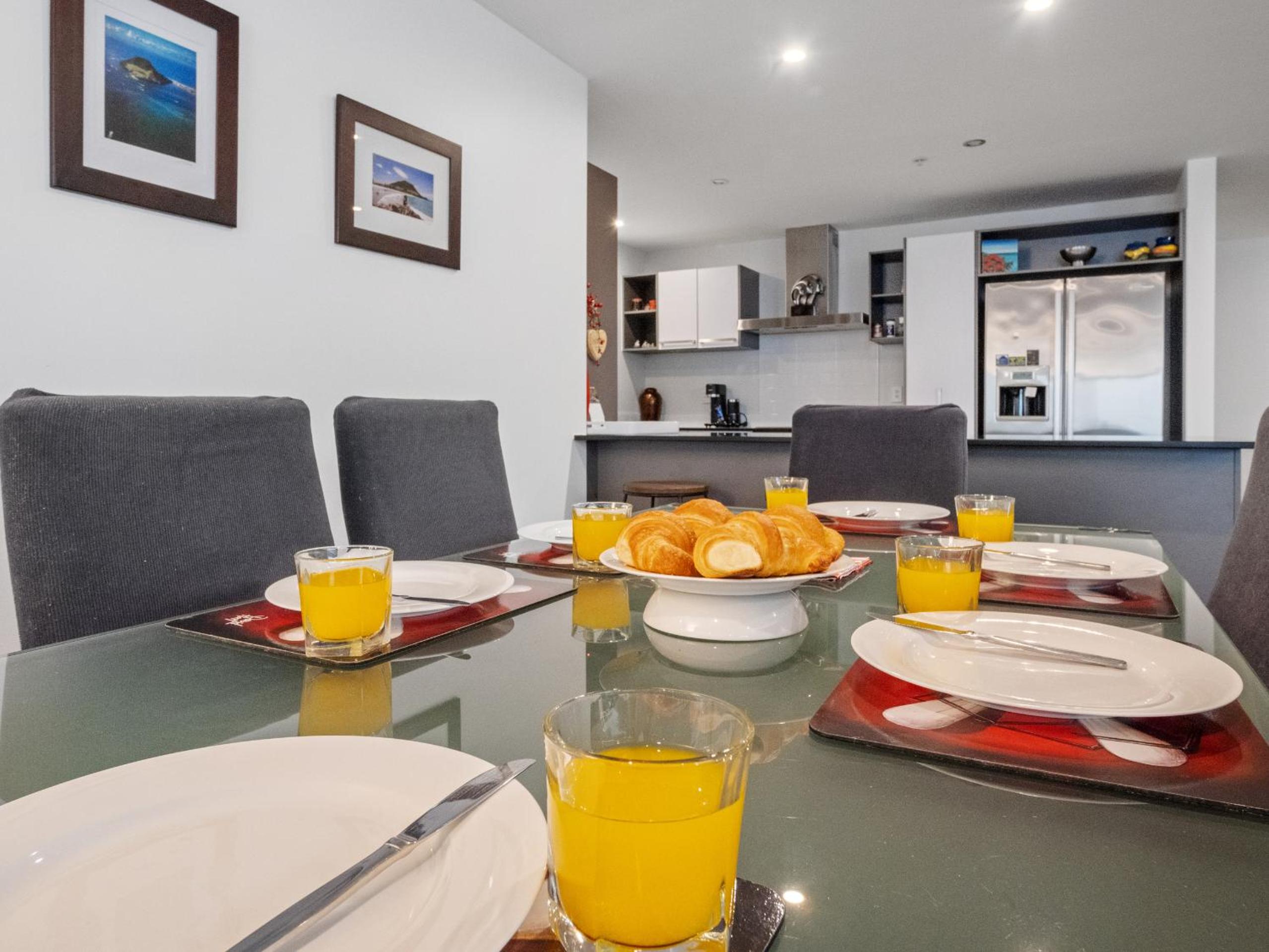 Spacious Cayman Mount Maunganui Apartment