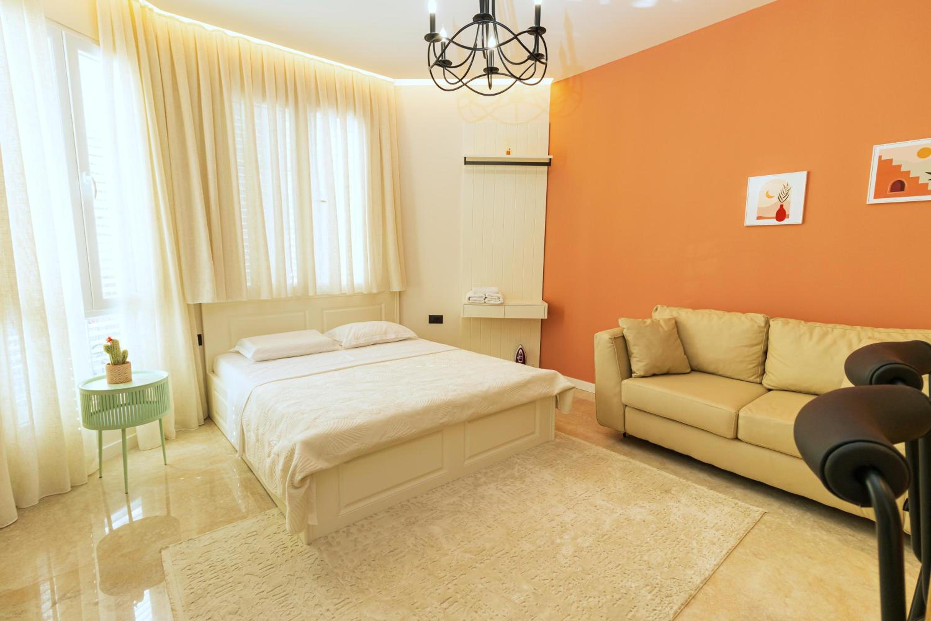 Coral Cane Apartment