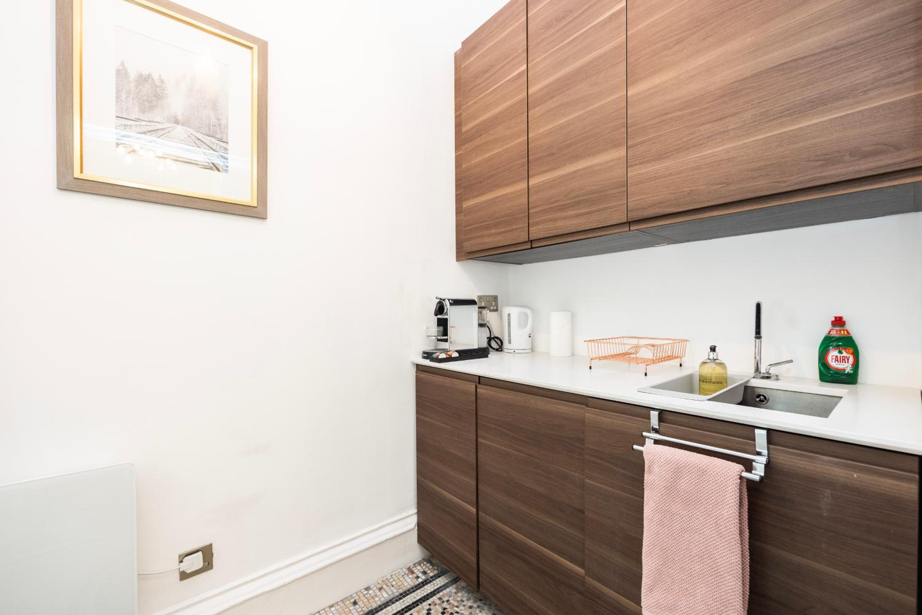 Lovely 1 Br Apartment West London