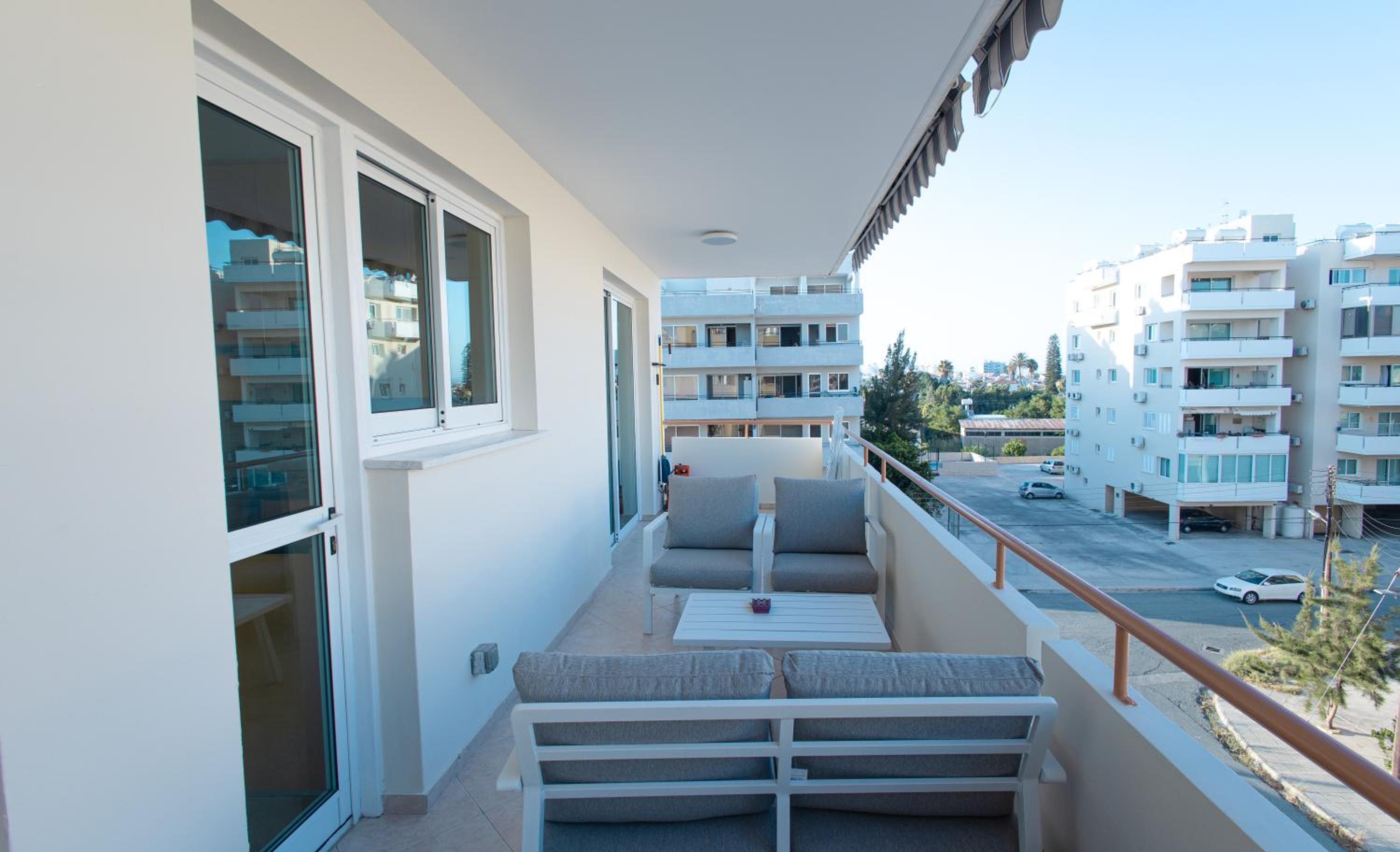 Maestro Sunrise View
