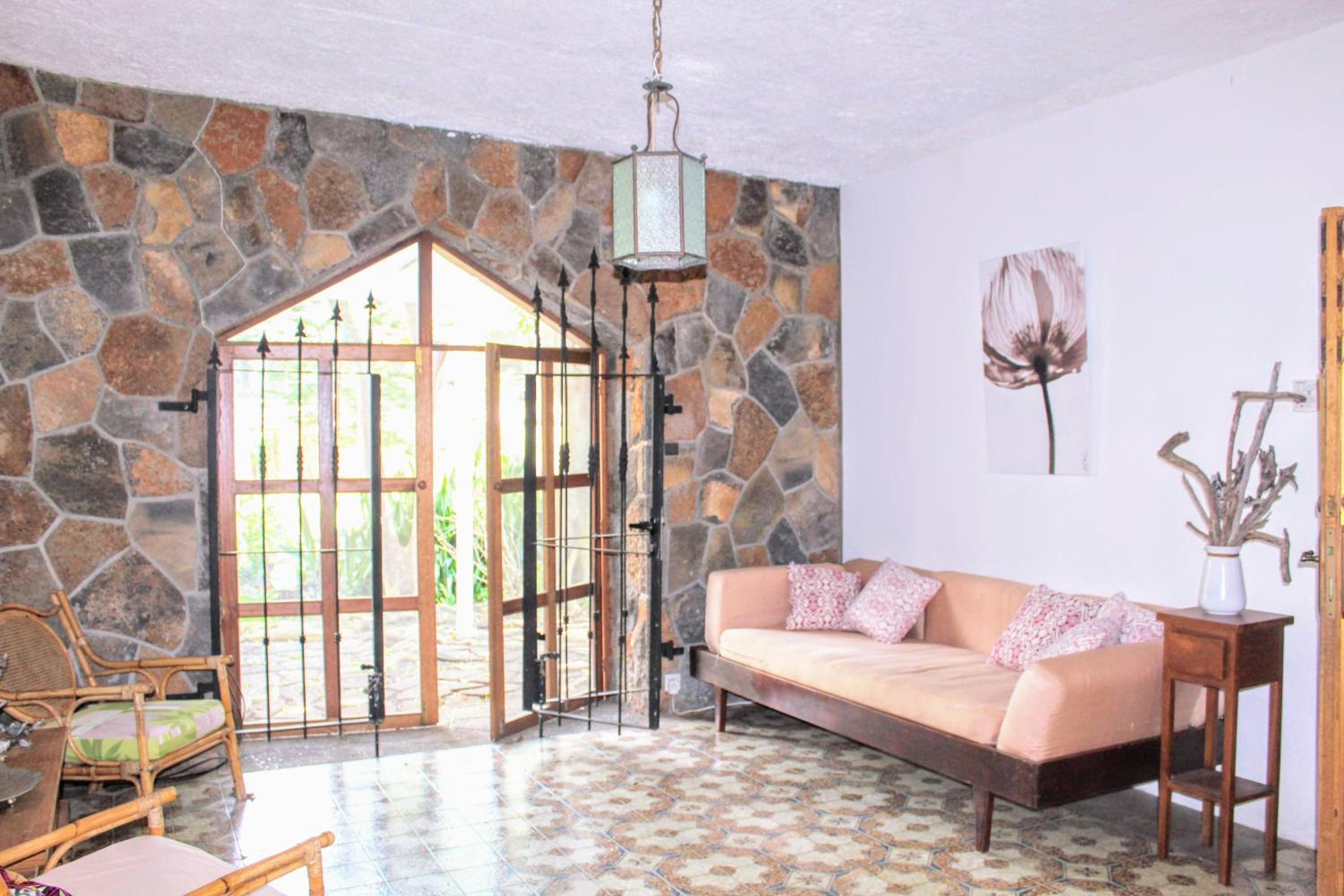 Beachfront Authentic Mauritian Villa view 3