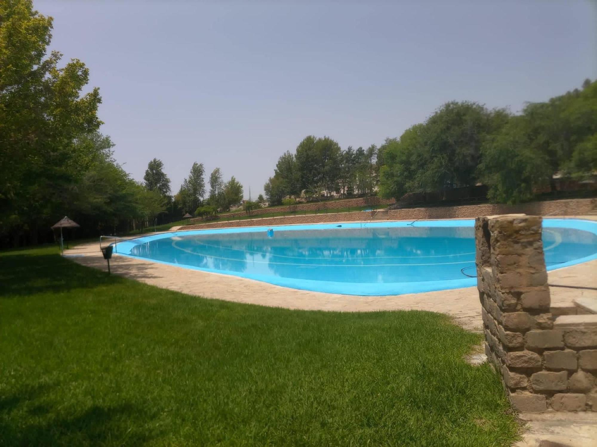 Cuevas El Lago de Castilléjar