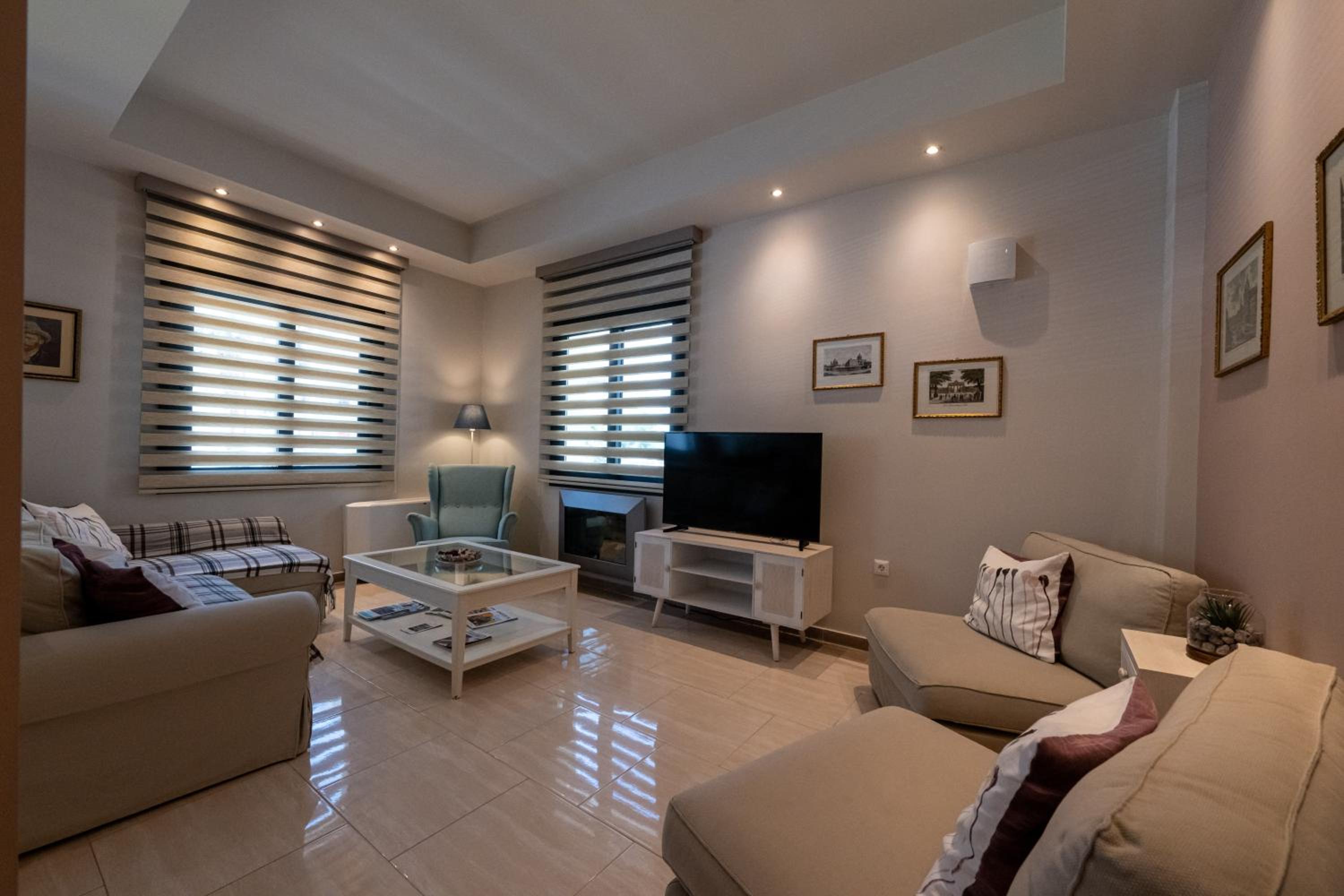 The Mansion - Kalamata Mediterranean Villas view 3