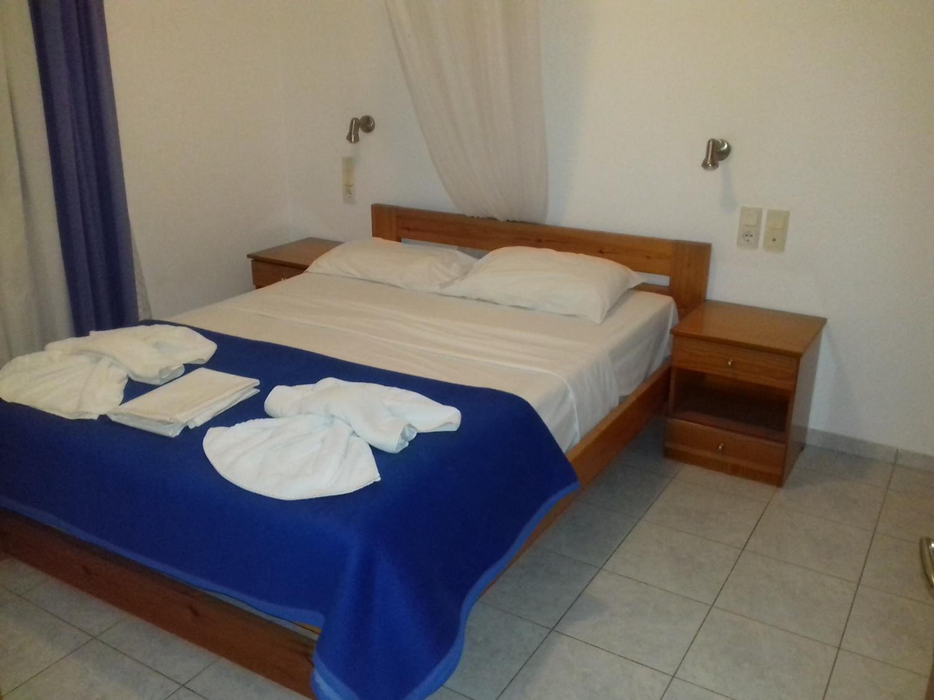 Finikas Studios & Apartments - Kalamaki Holidays view 5