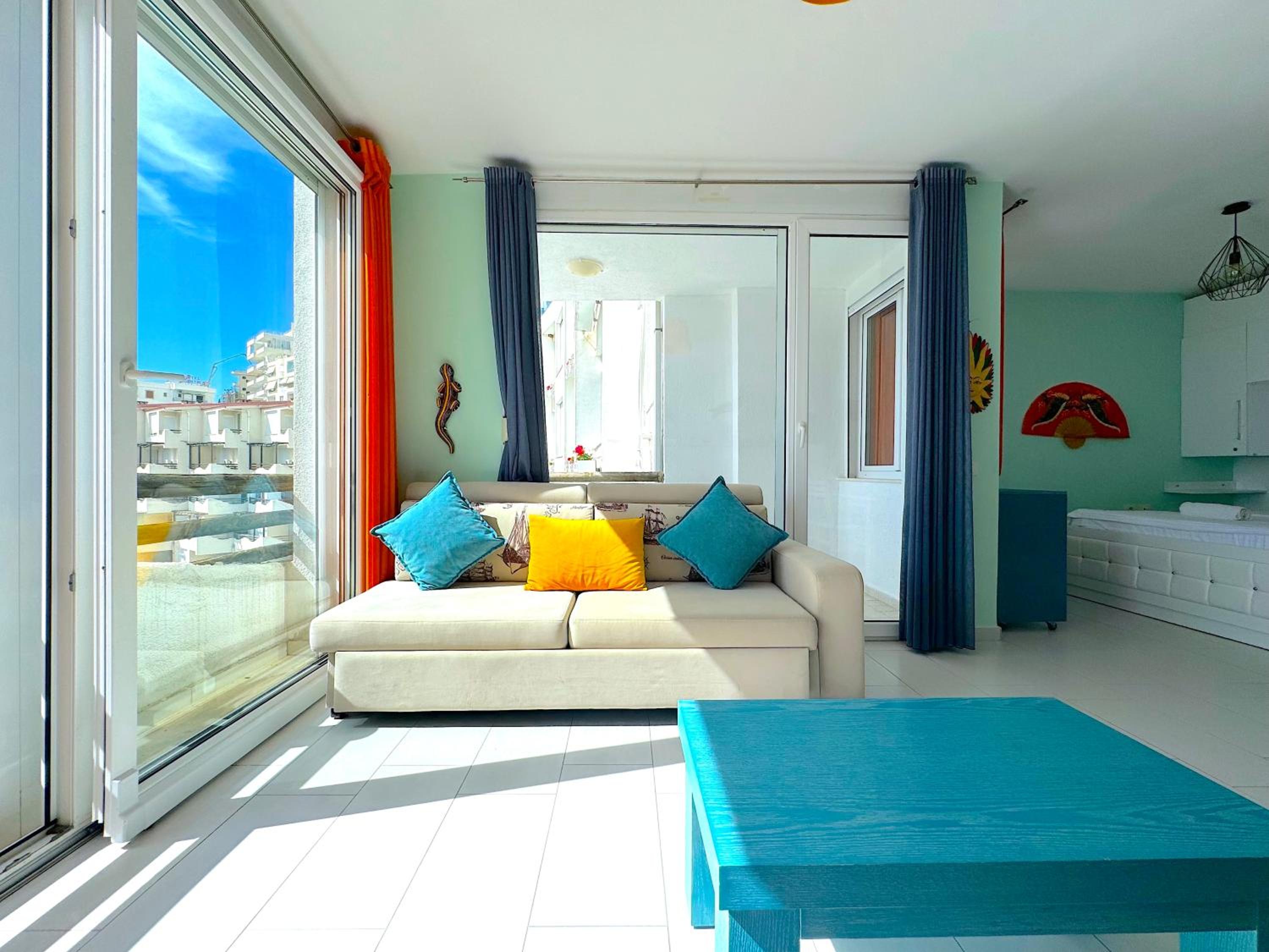 Picco Luxury Studio Apartment, Bougainville Bay