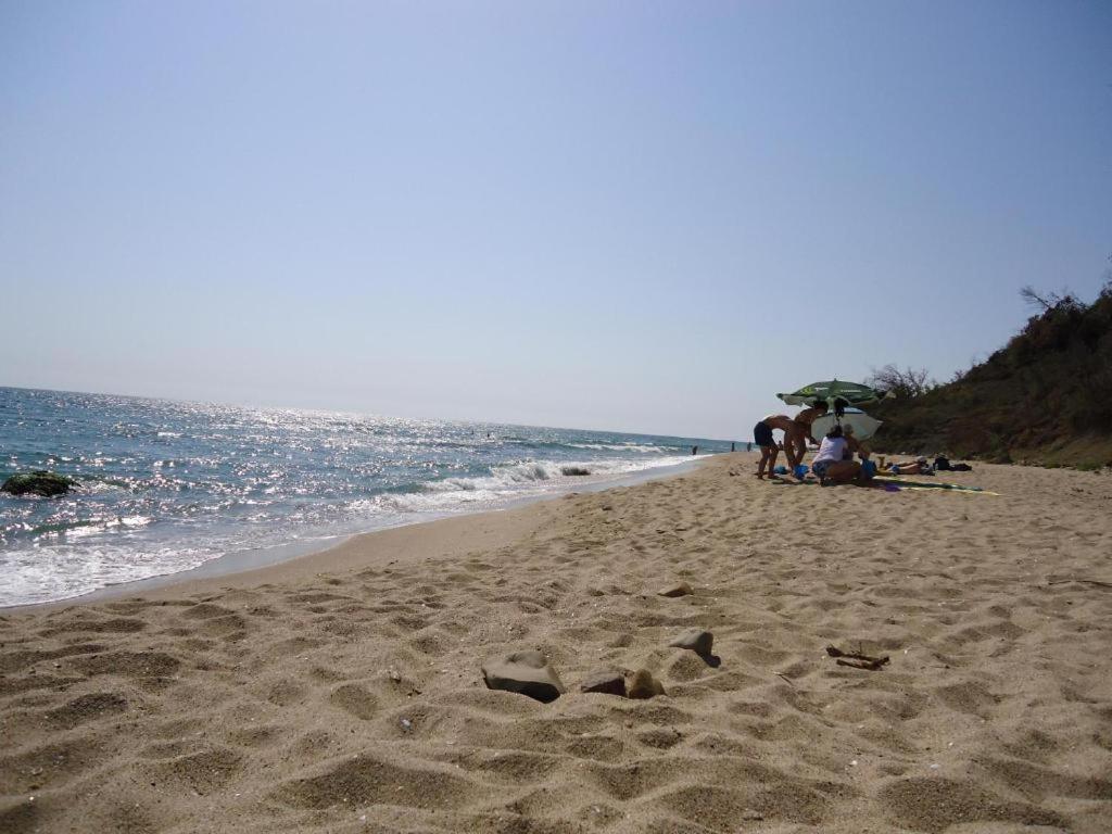 The Cliff Beach Studio