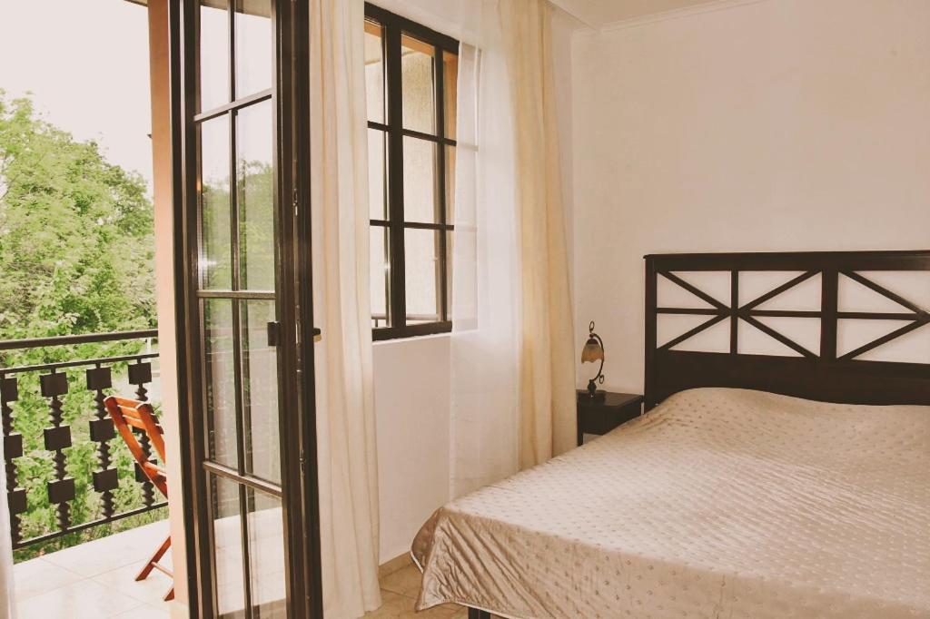 The Cliff Beach Studio