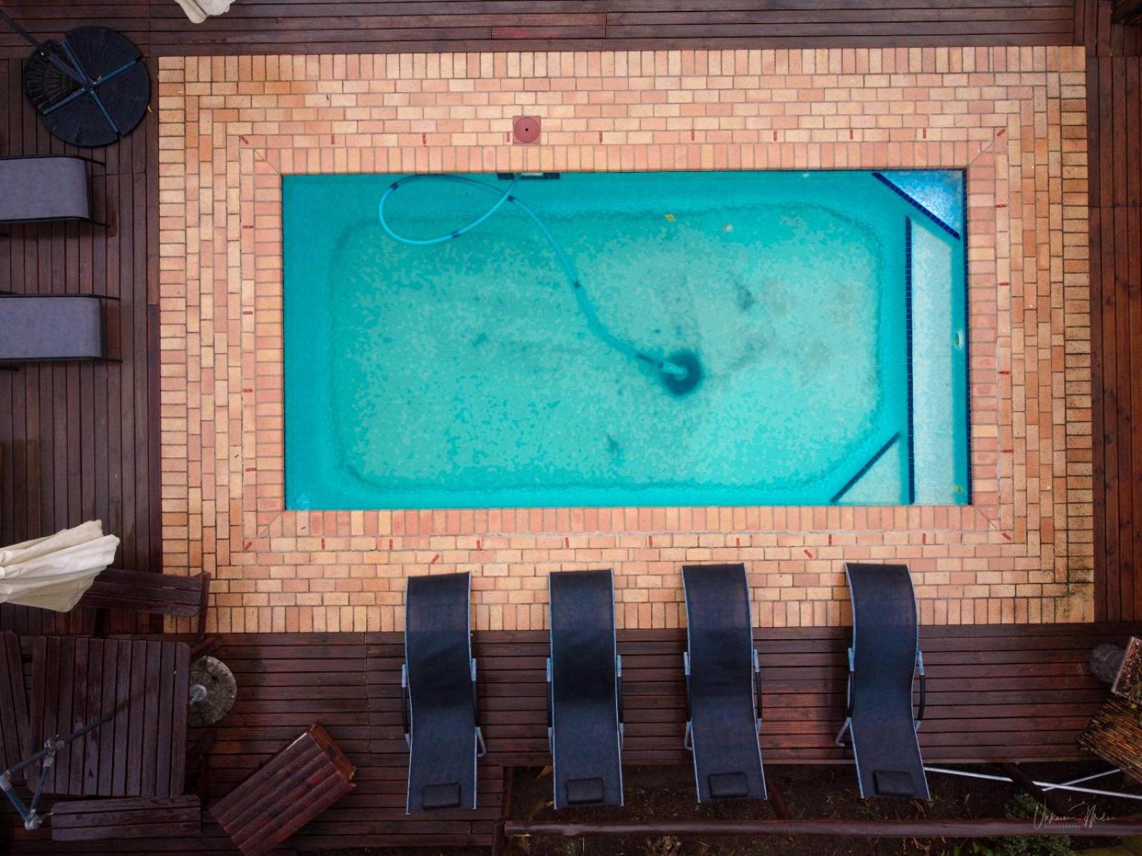 Empolweni Lounge and Guest House view 3