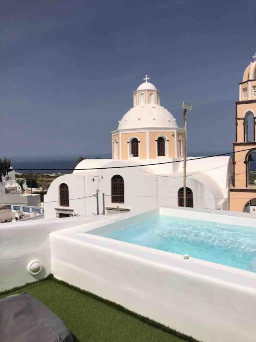 EvnOikon I- Jacuzzi Cave House in Fira photo 2