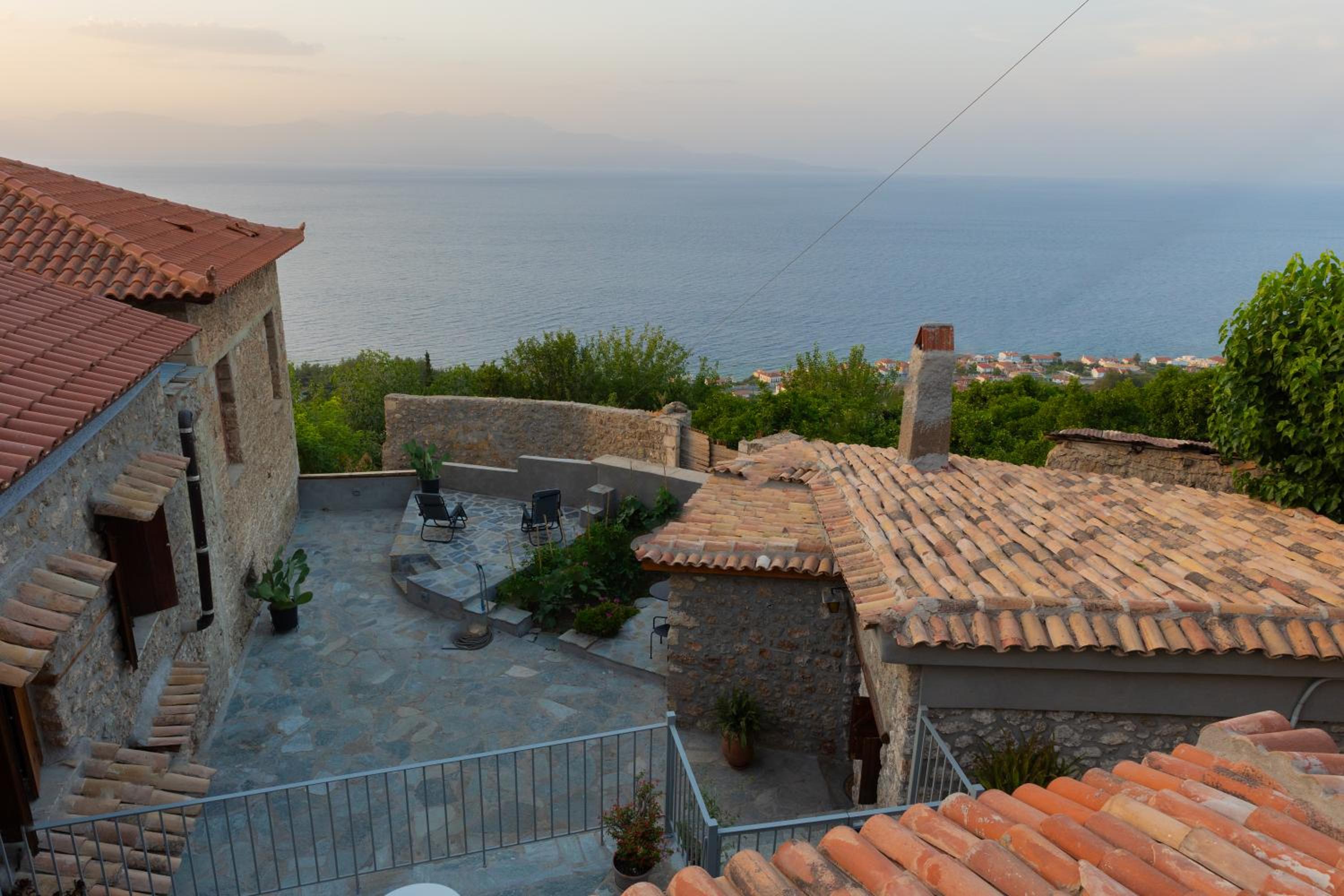 Fteri Stone House in Platanos, Akrata view 4