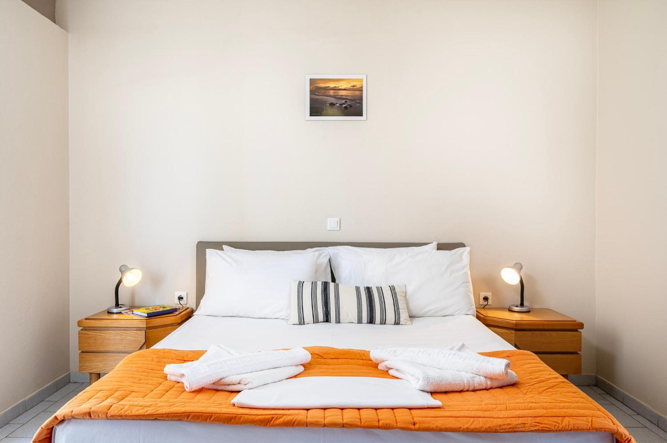 Manias Apartments photo 5