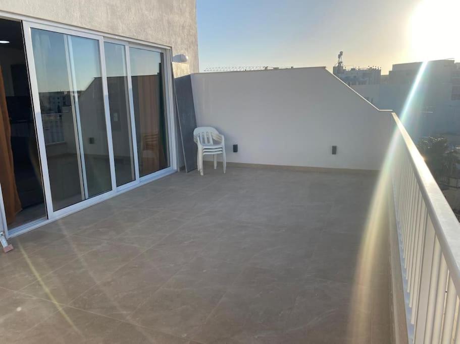 Top New Penthouse photo 5