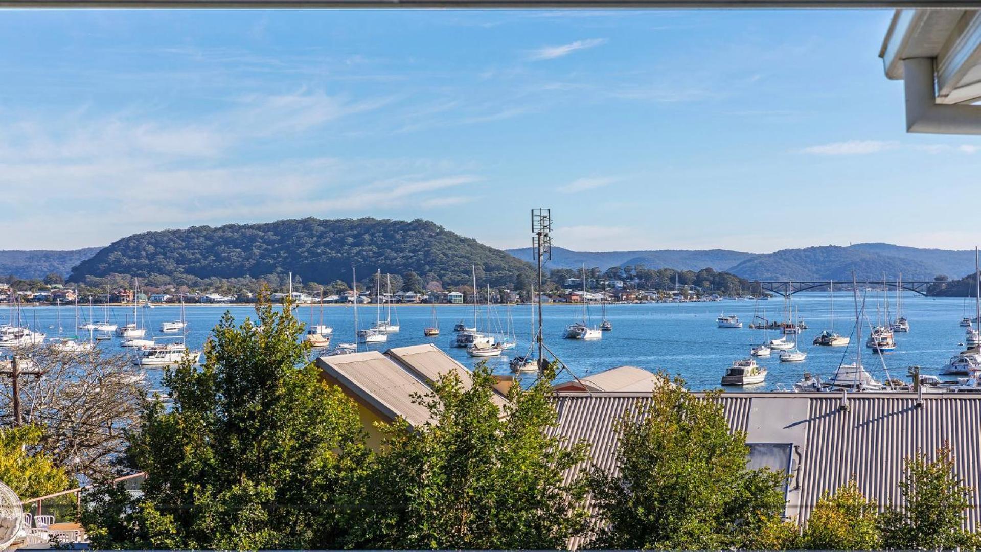 'Hideaway Bayside' by HolidayCo