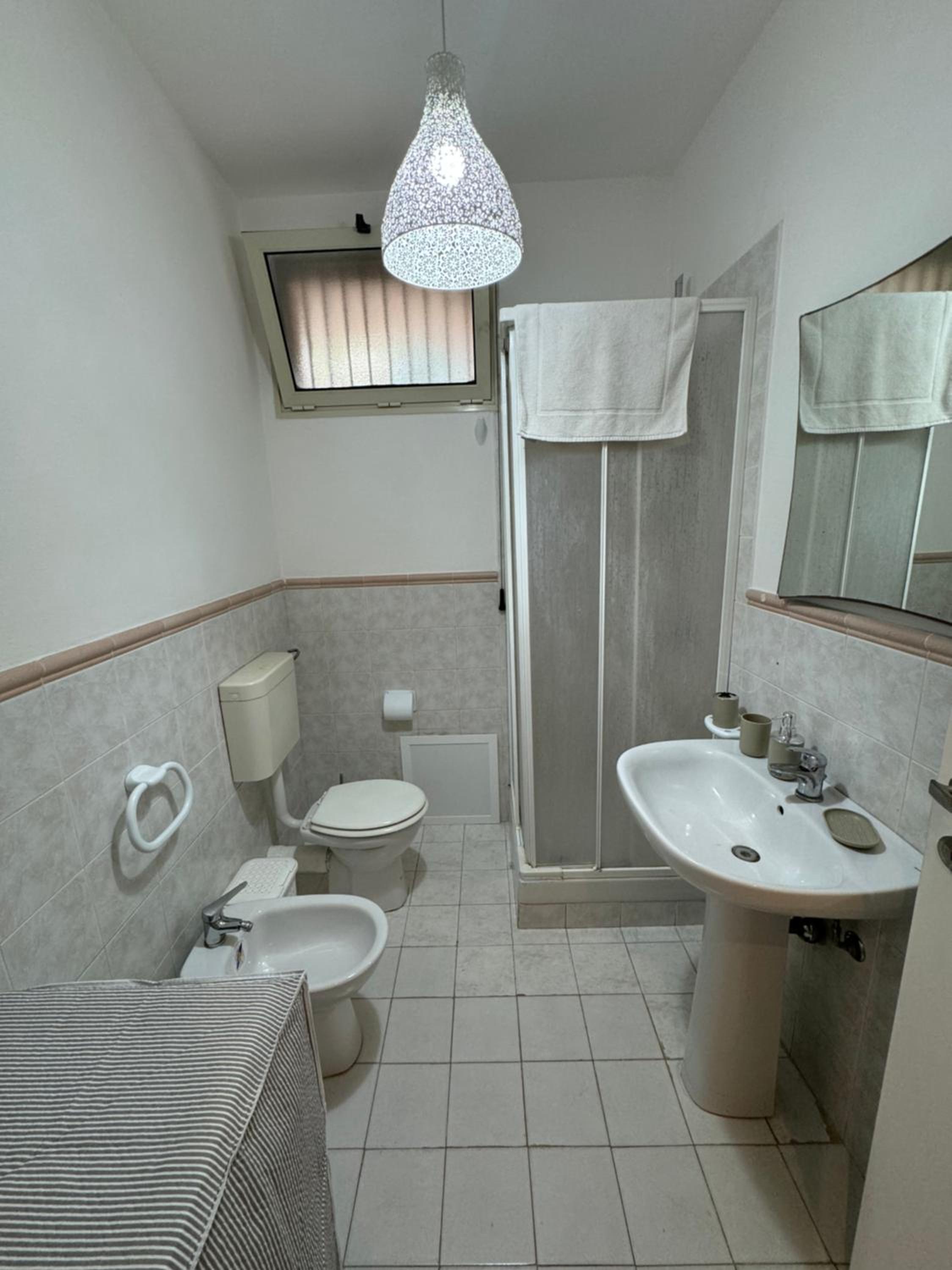 Mondello Telemaco Beach en Palermo — bathroom