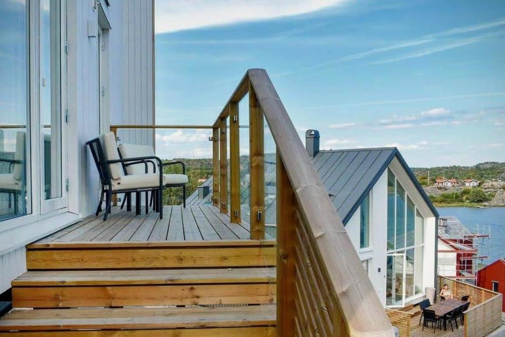 Seaside House for 6 with Panoramic Ocean Views and Sauna near Gothenburg
