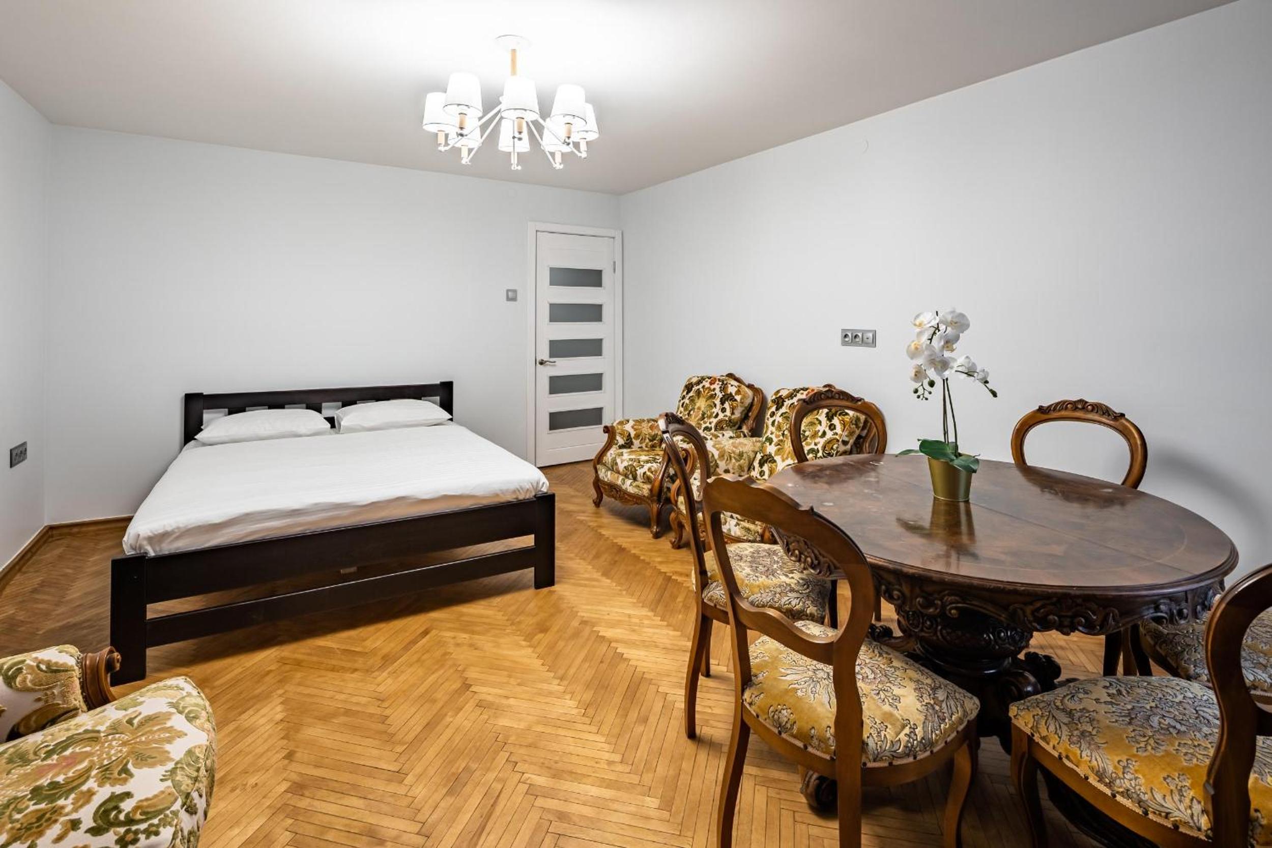 Romari apartment Вірменська view 5