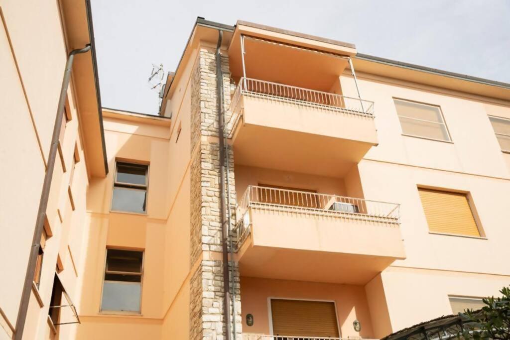 Tirrenia Appartamento Ortensie