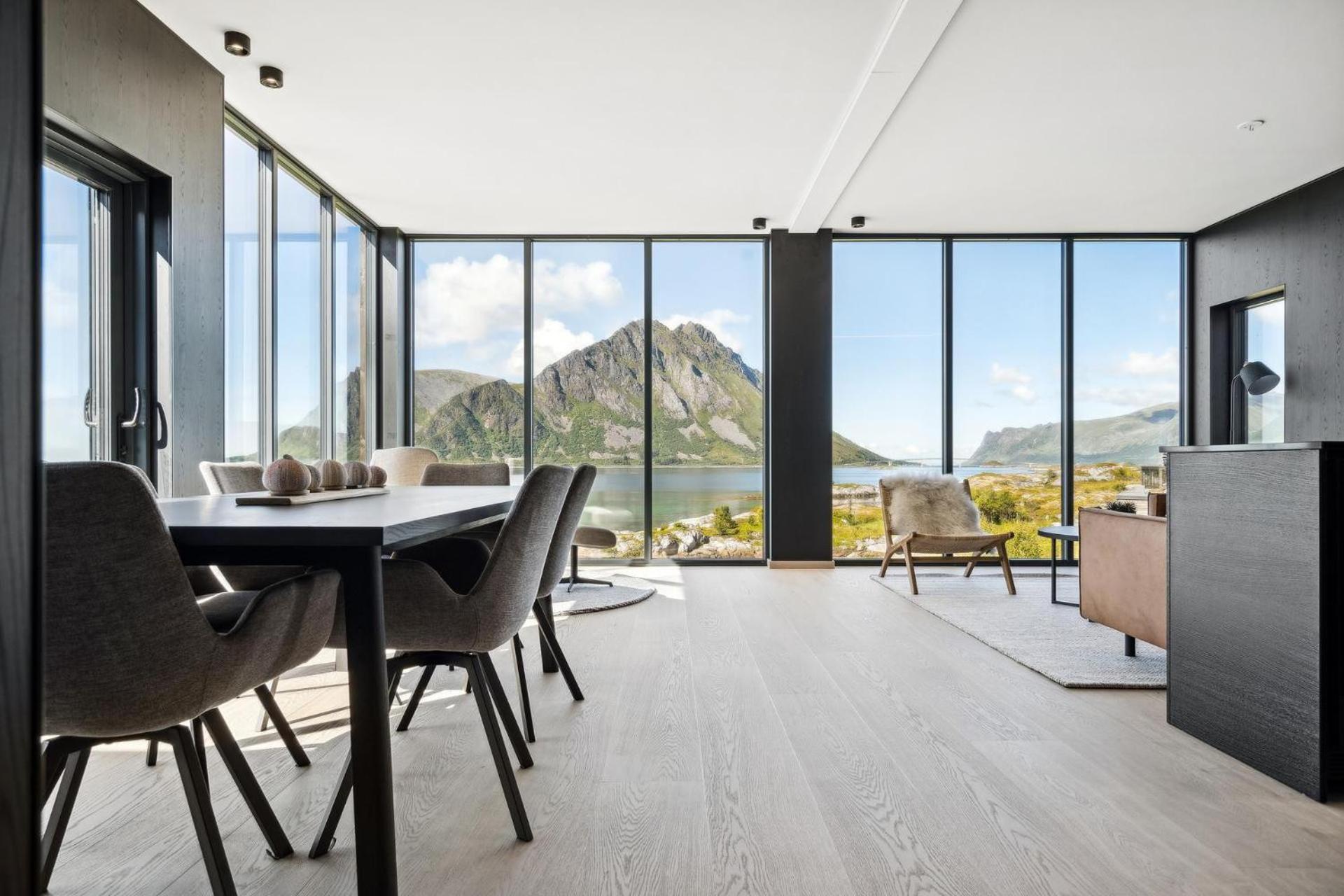 Lyngvær Arctic Pearl Lodge - Jacuzzi & Sauna - No 17