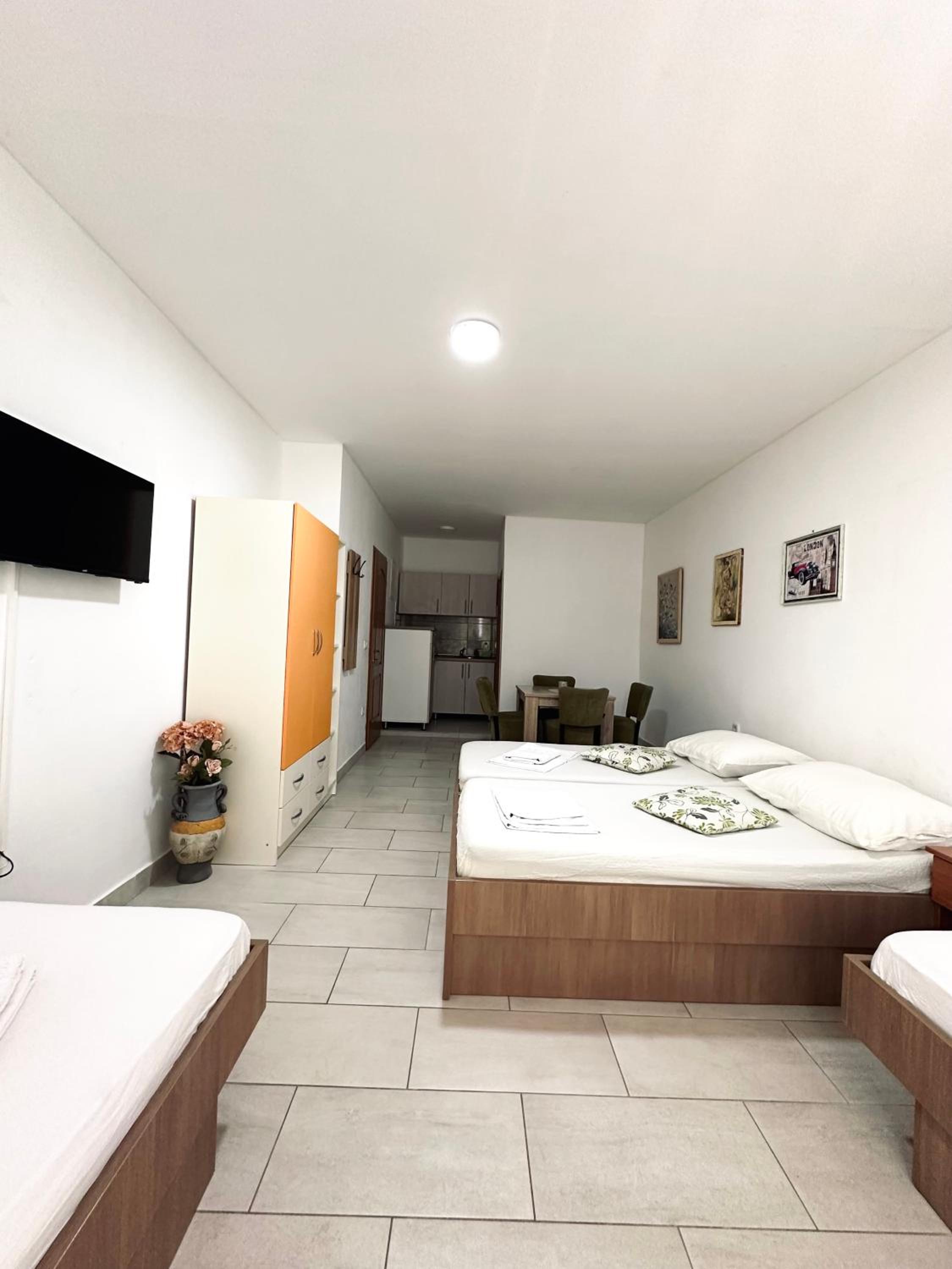 Apartments Mango