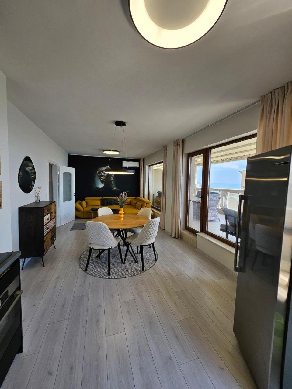La Mer, Apartment Fortuna