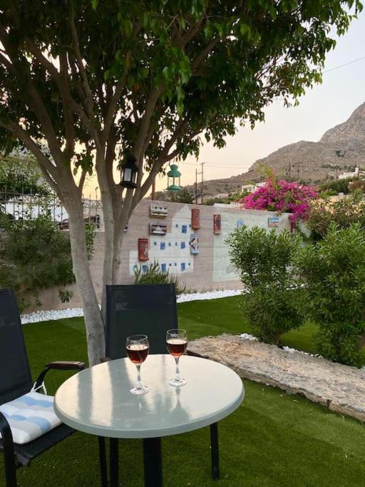 Wonderful house on a beautiful hillside view 4