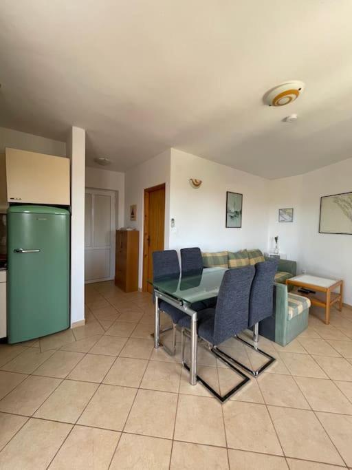 Charmy Sunny Apartment view 5
