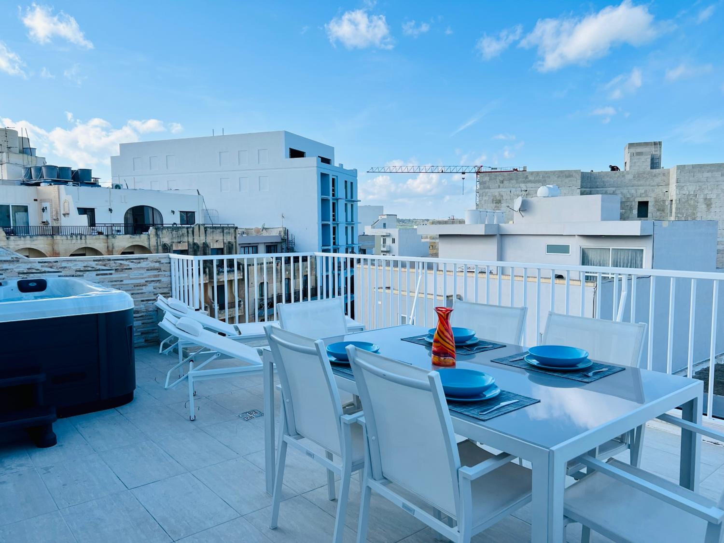 Poseidon Court Penthouse SUPERIOR photo 3