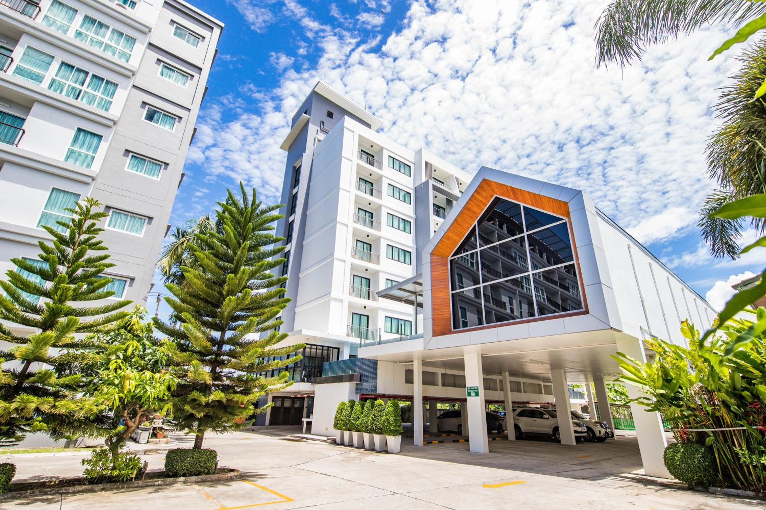 Hotel Phavina Hotel Rayong SHA Extra Plus - Image 1