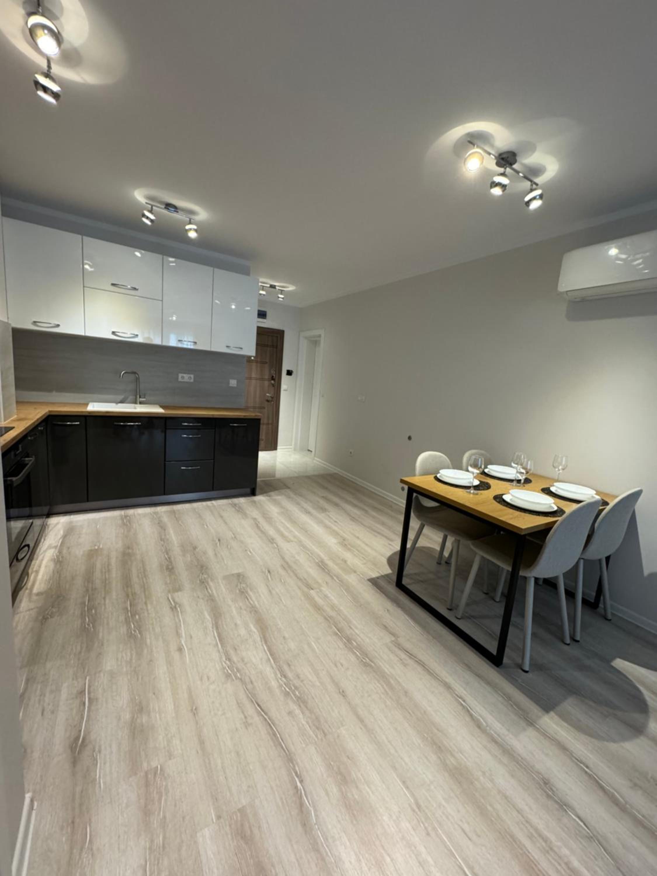 Lux City Apartment, free parking