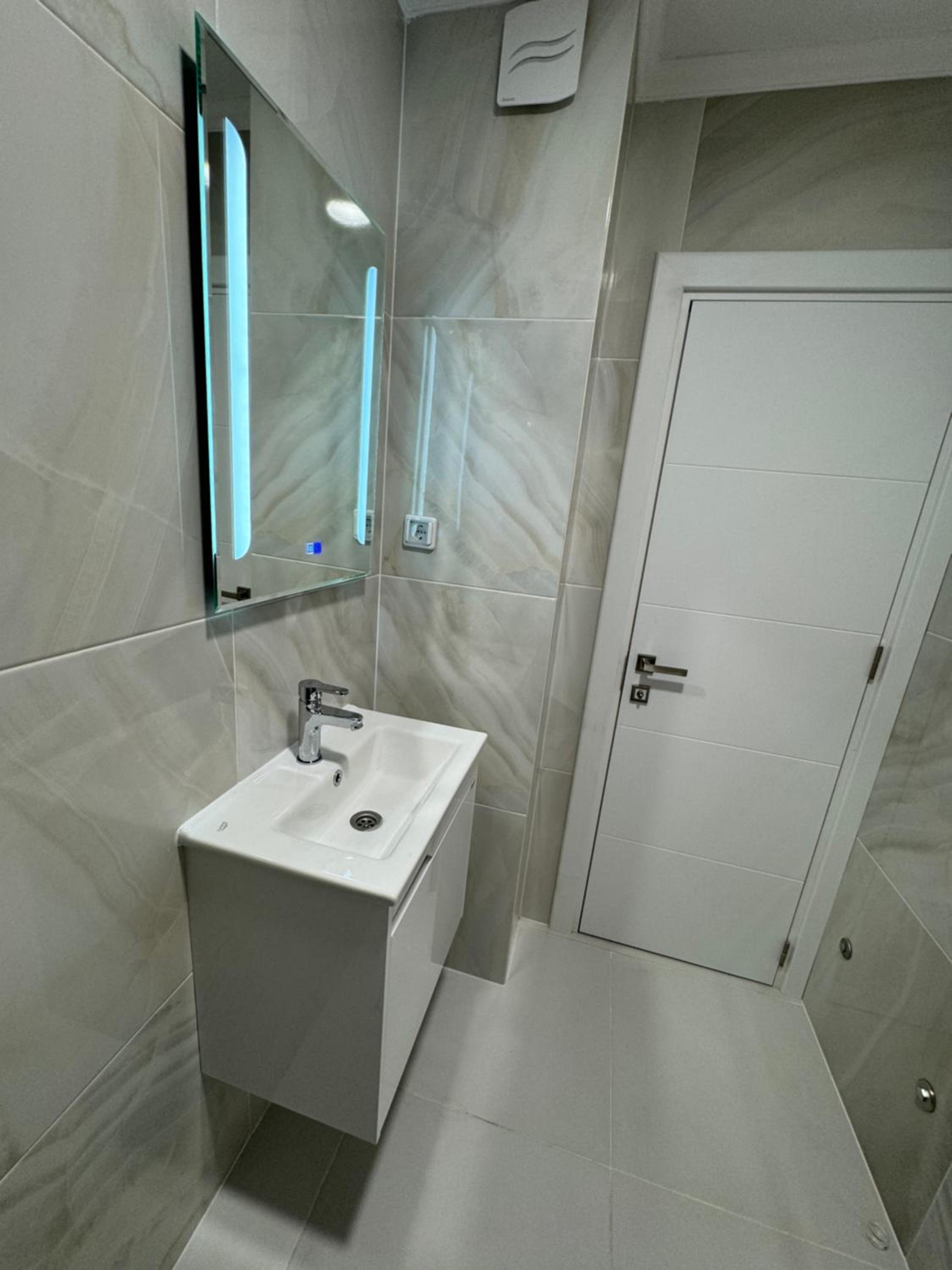 Lux City Apartment, free parking