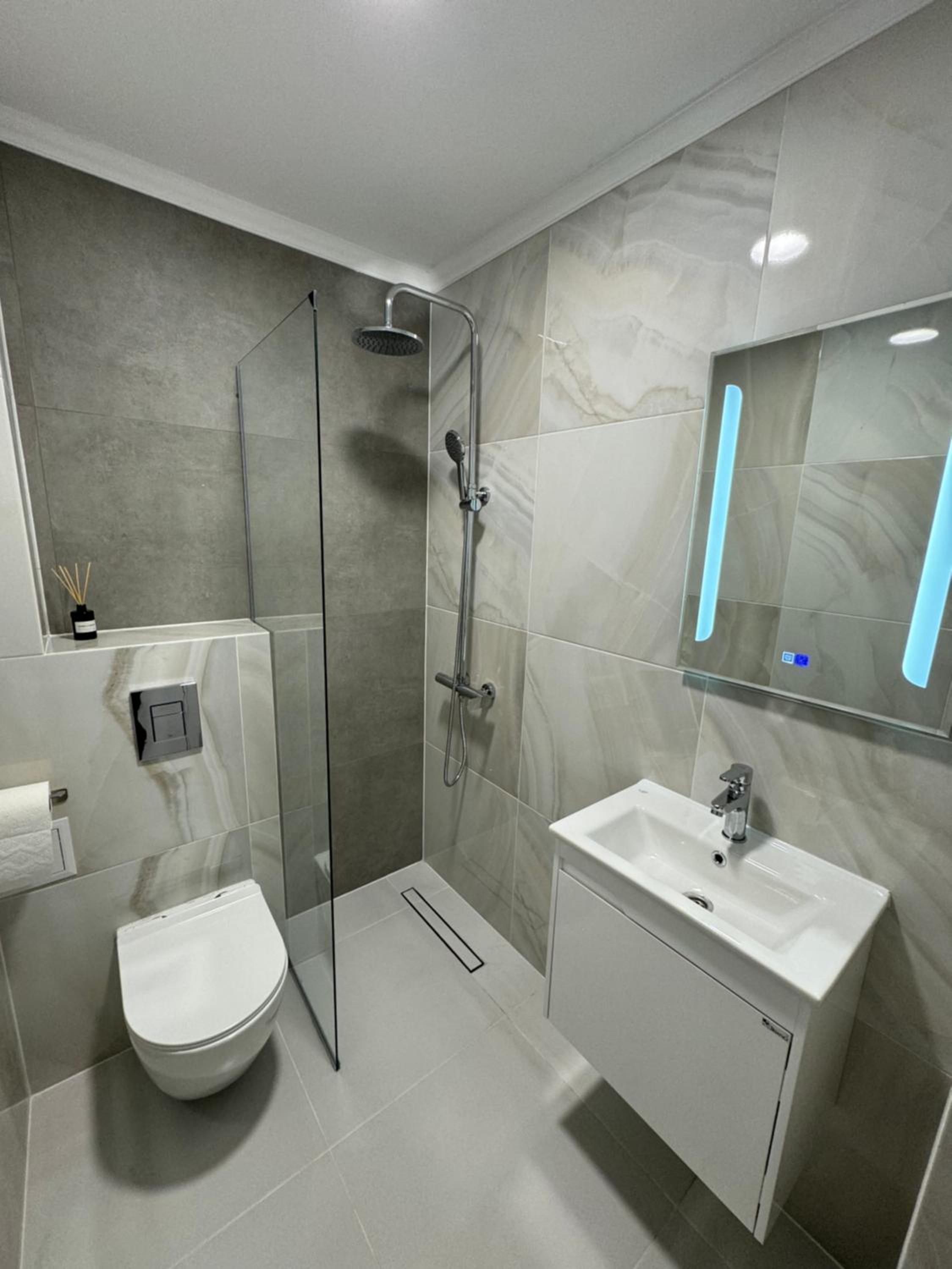 Lux City Apartment, free parking