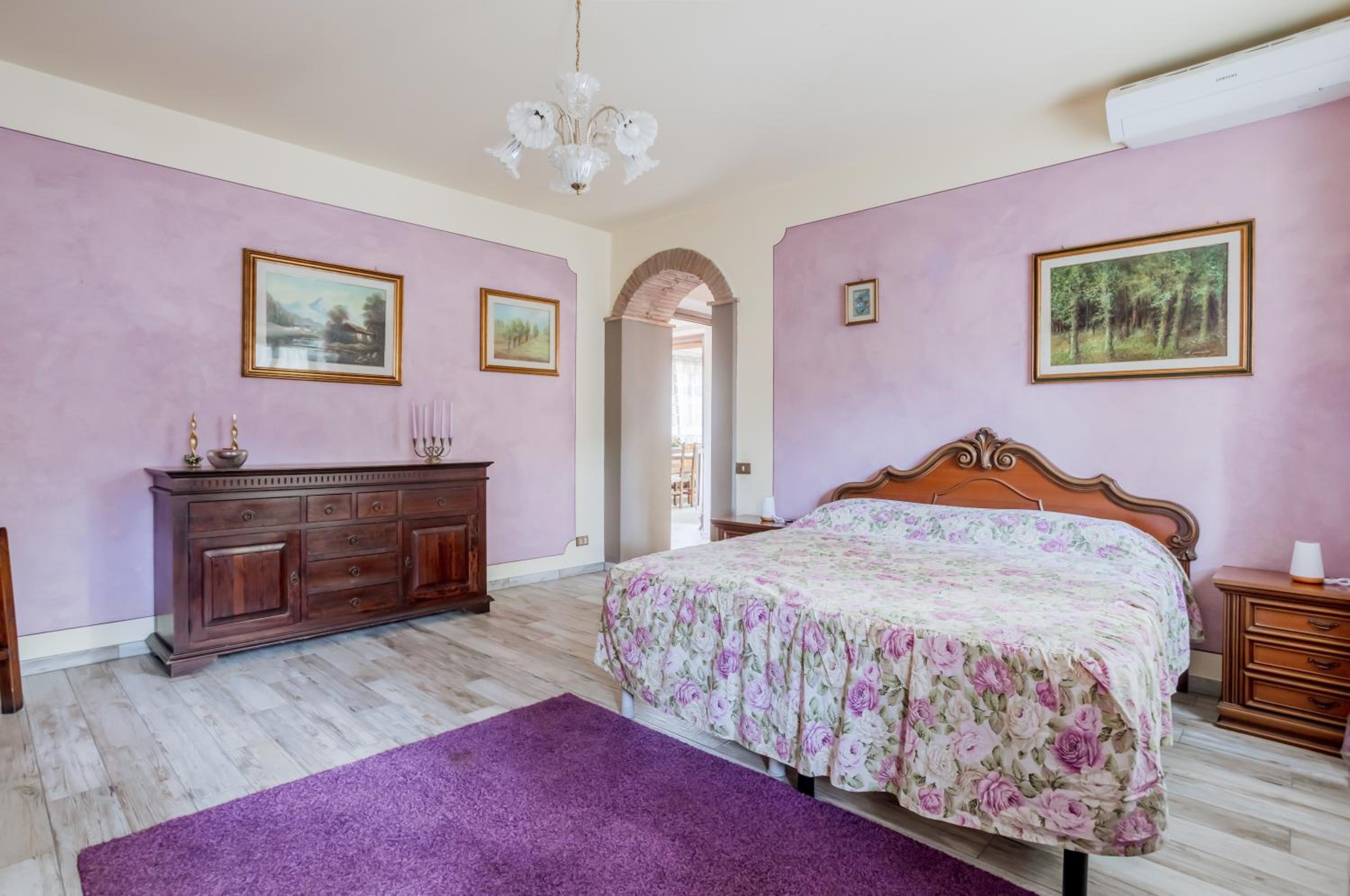 GuestHost - Rustic Villetta with Garden, Pool and Parking
