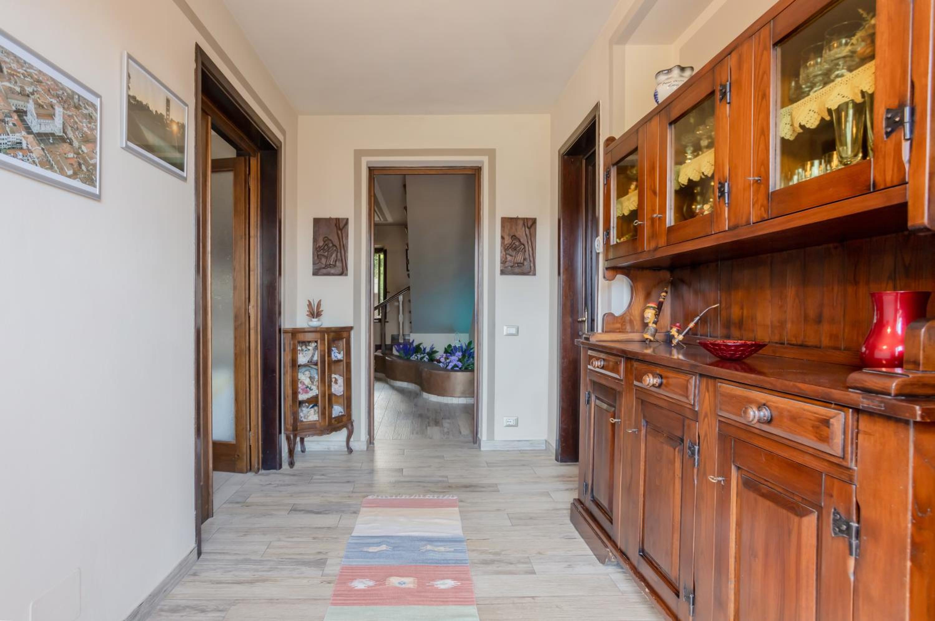 GuestHost - Rustic Villetta with Garden, Pool and Parking