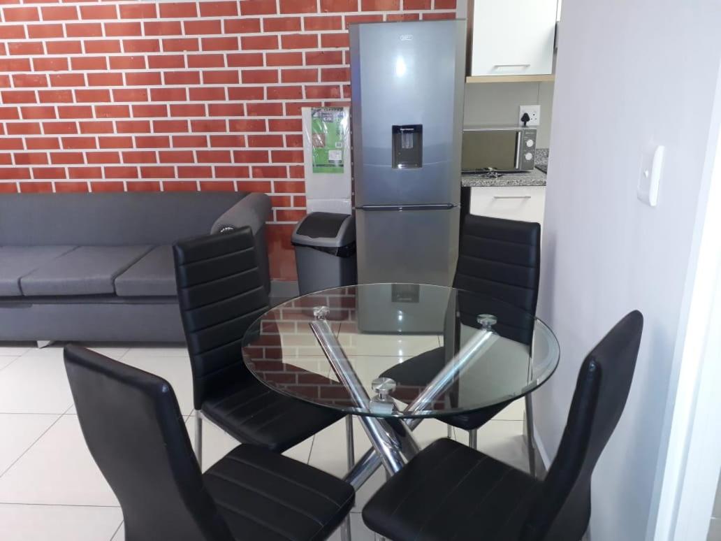 Cyro Apartments at Central Park view 5