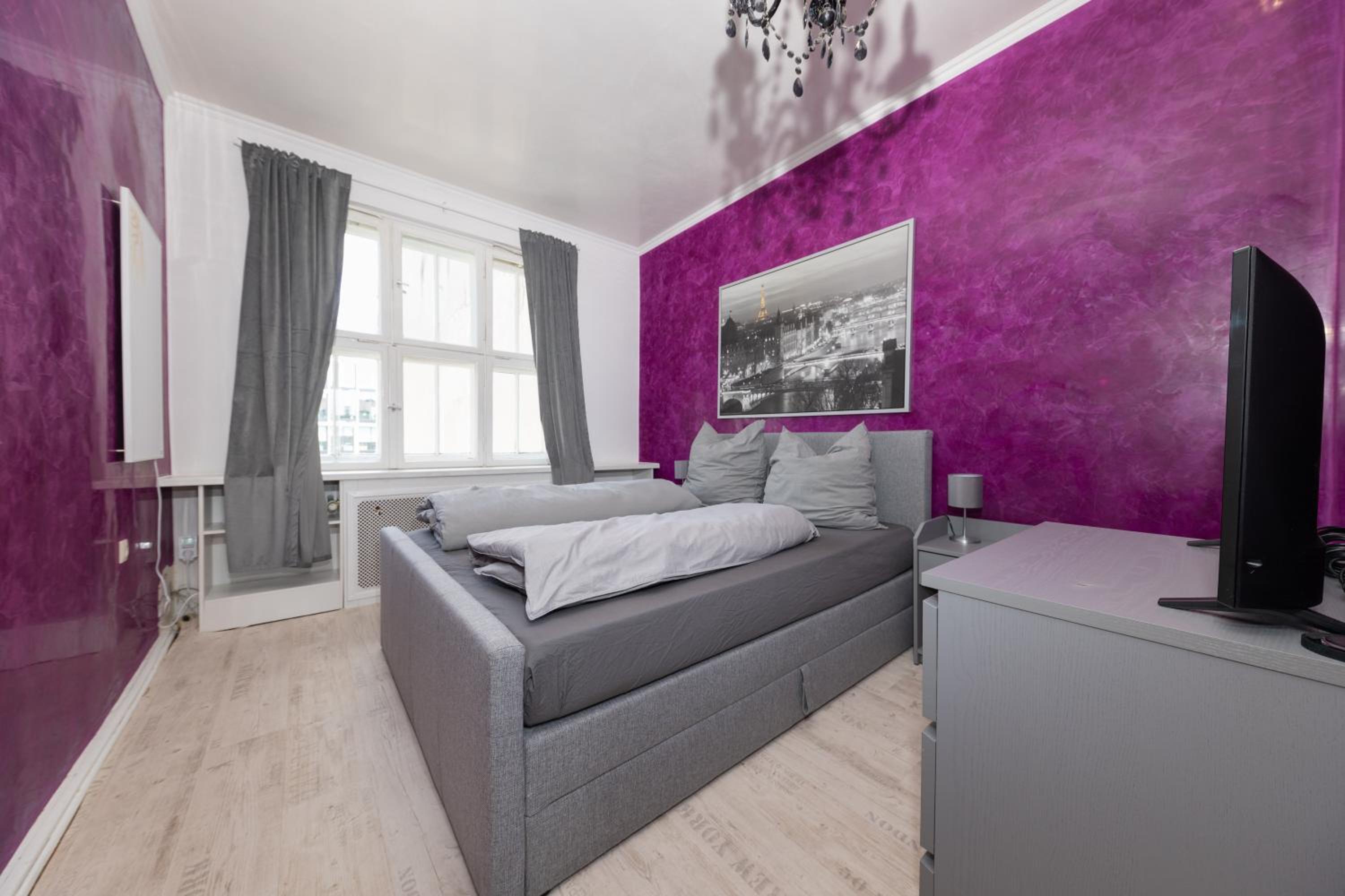 160qm 6-Zimmer Banksi-Galerie-Apartment Hauptbahnhof