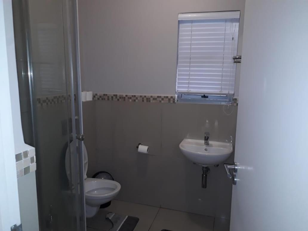 Cyro Apartments at Central Park view 2
