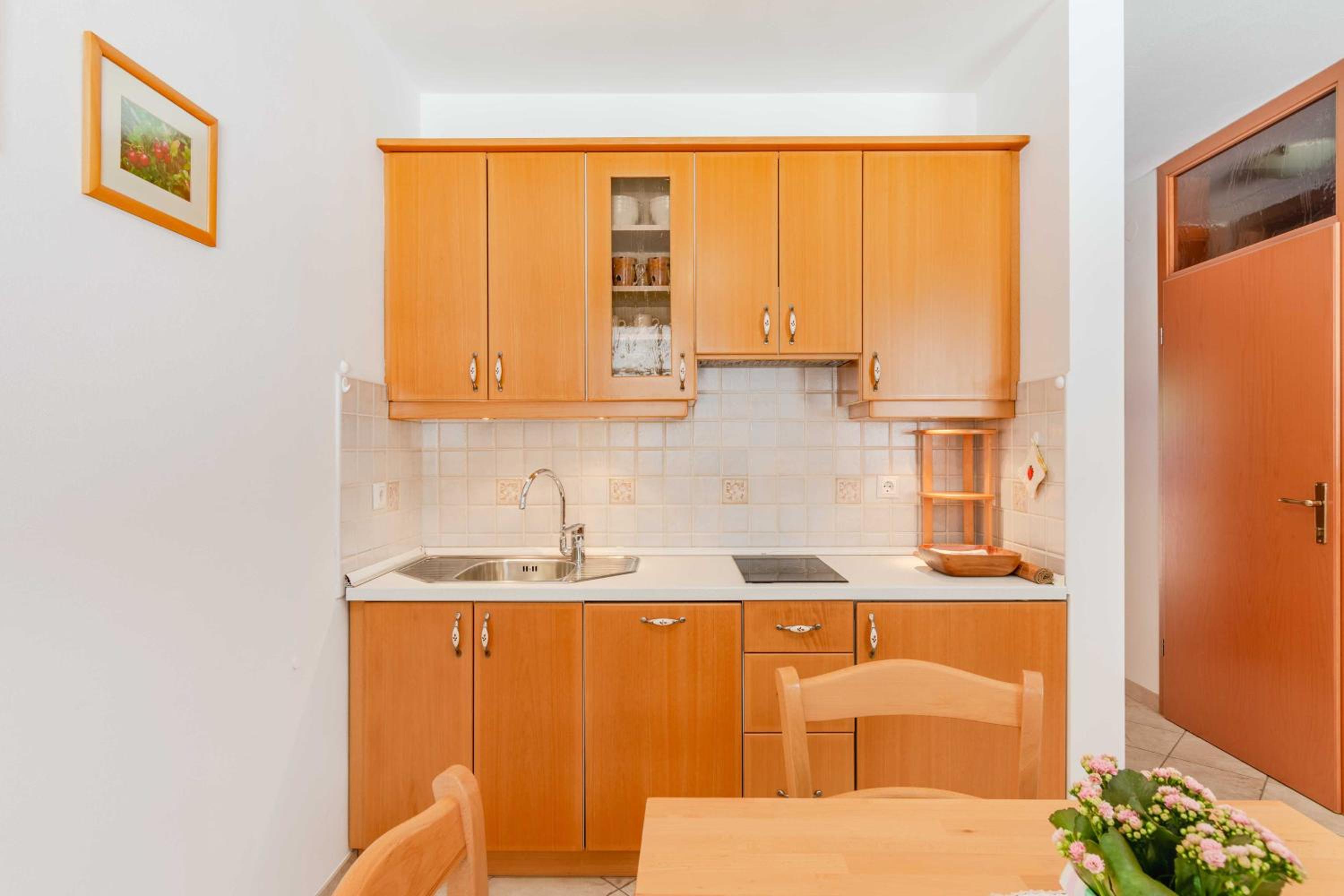 Apartma Miranda view 3