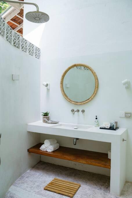 Bungalow M - Boutique Villa view 2