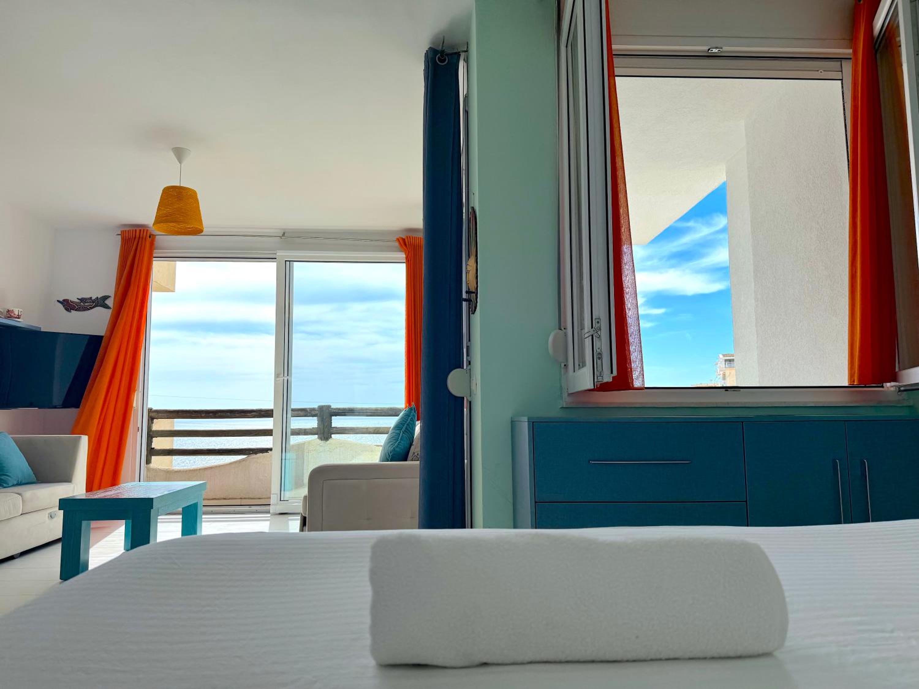 Picco Luxury Studio Apartment, Bougainville Bay
