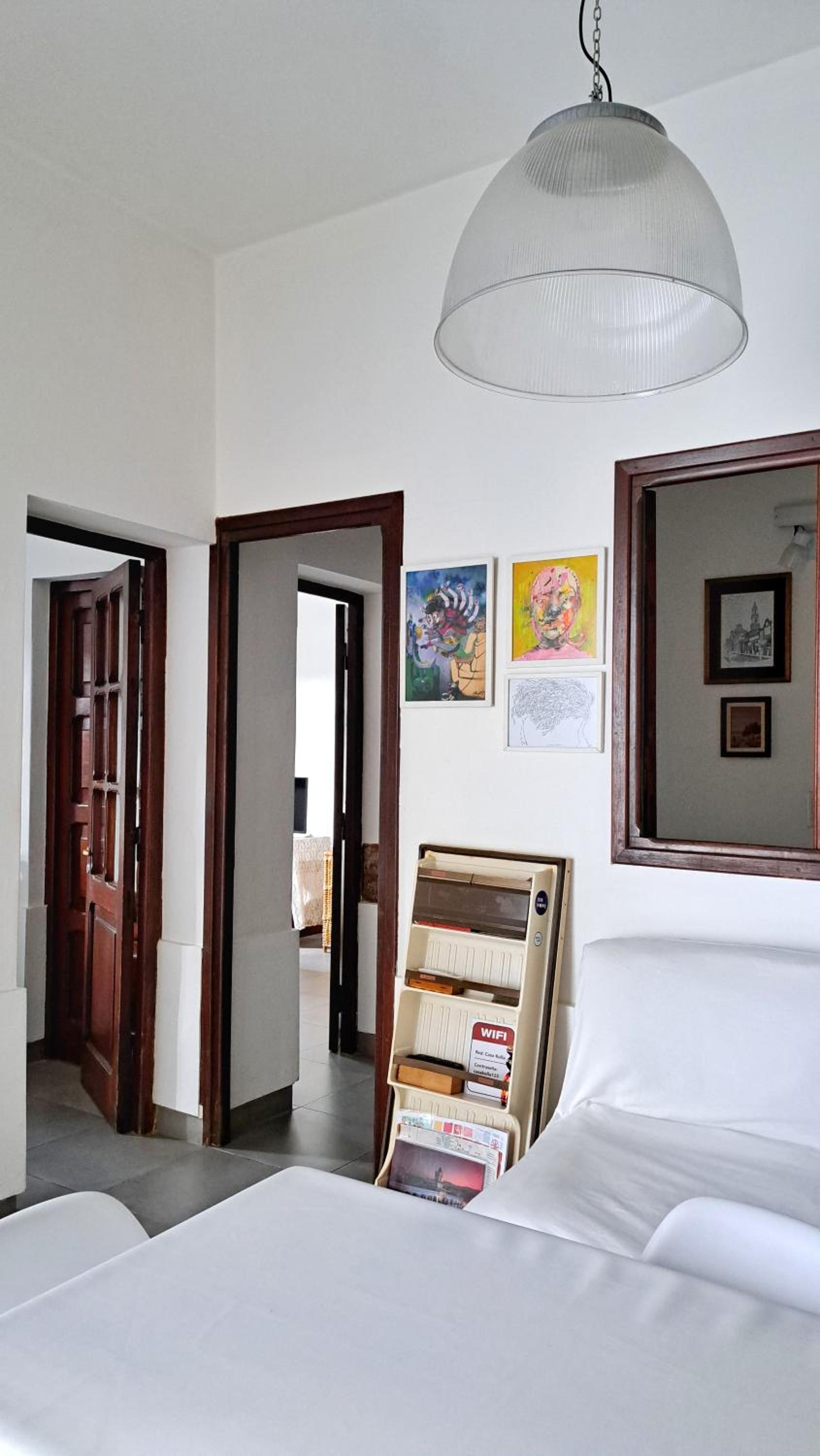 Casa Kolla - 2 bedrooms with private garage in downtown Salta
