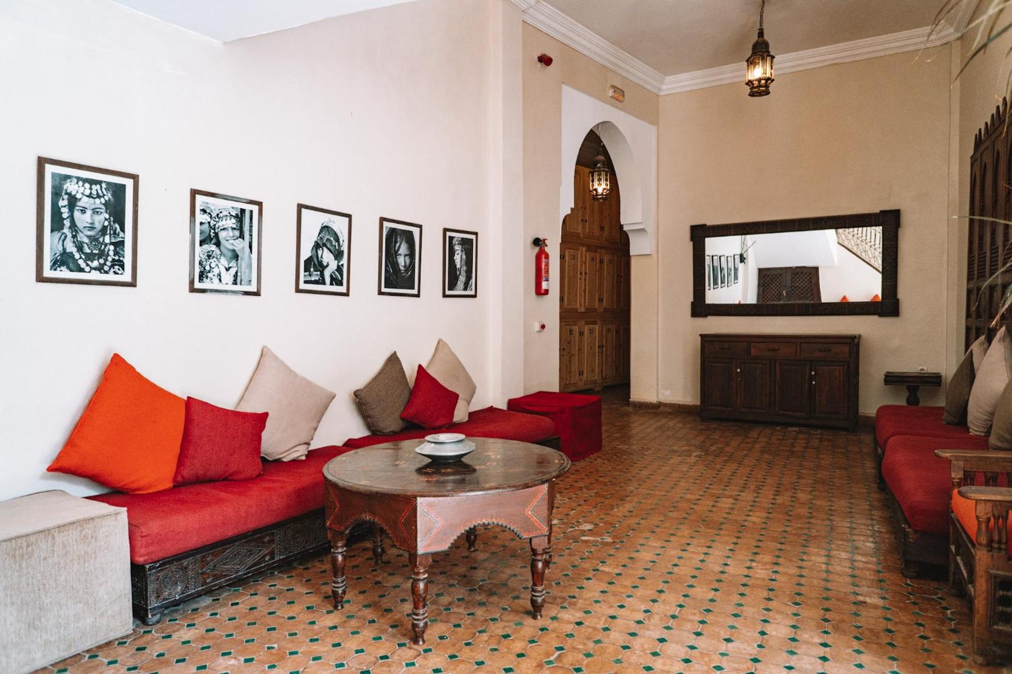 lounge