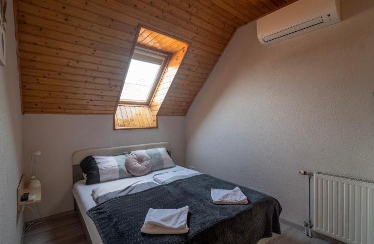 Helka Apartmanház