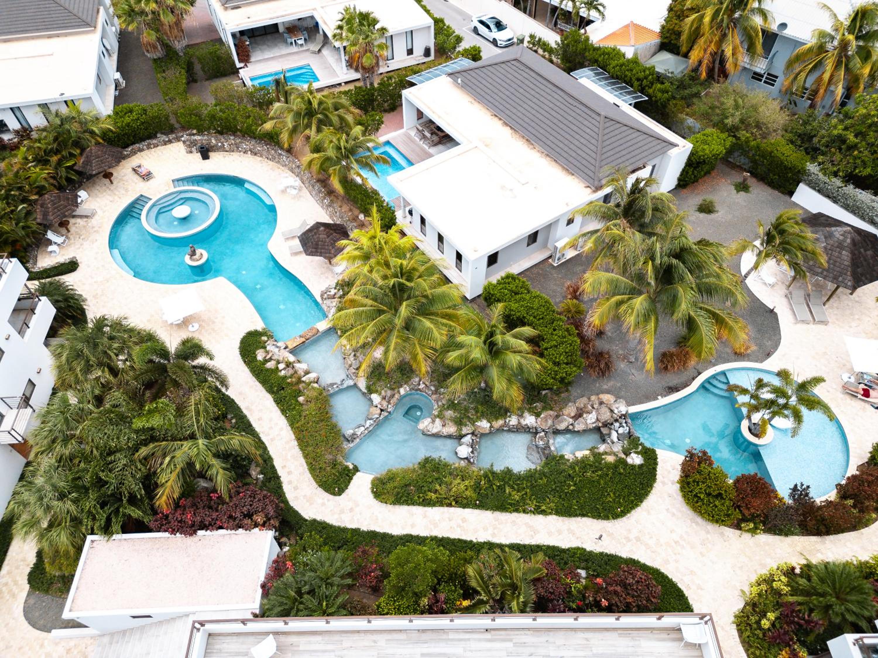 Jan Sofat LUX - 2 swimming pools - 2 bedroom Apartment Mariposa