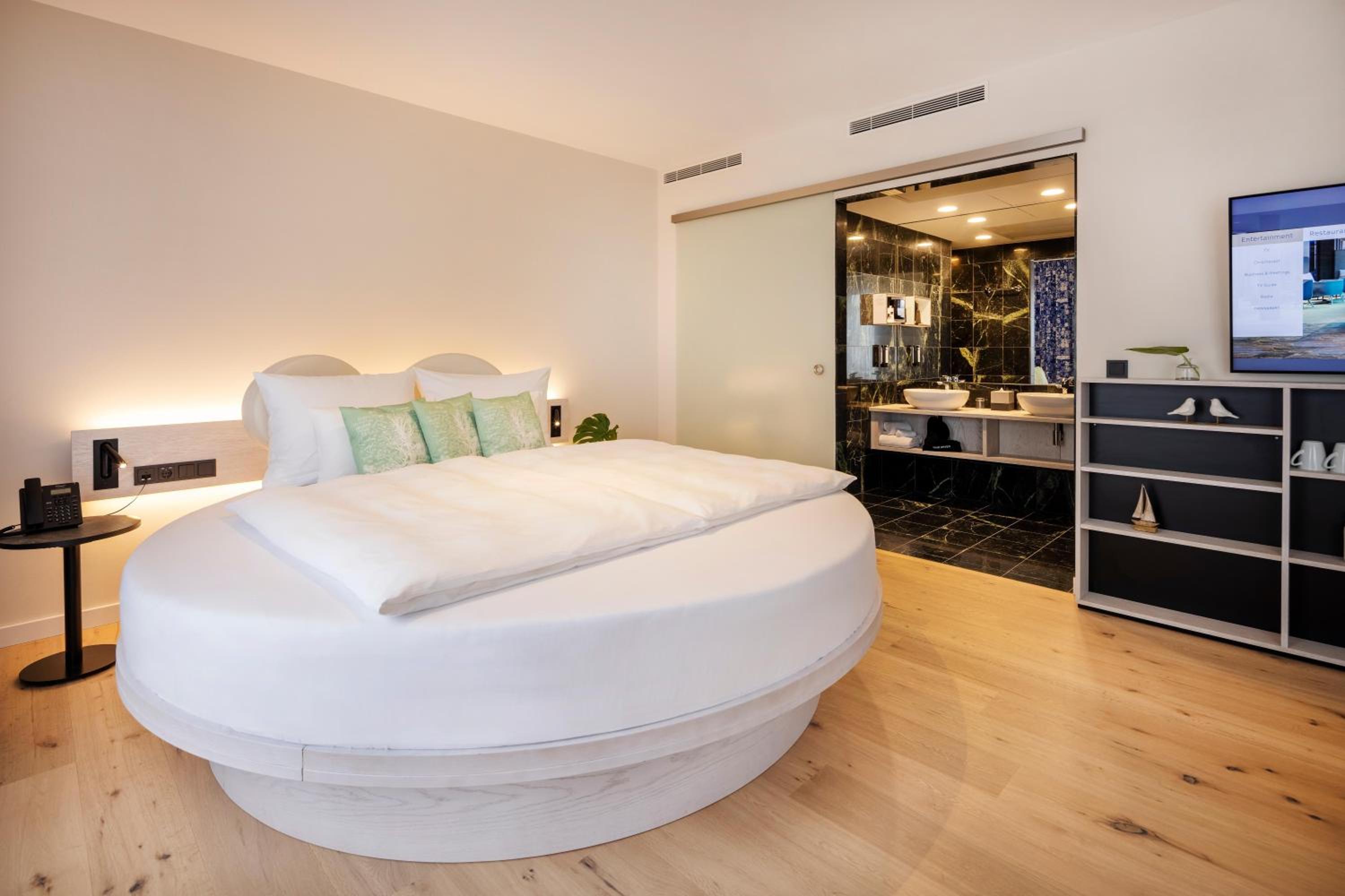 Dresden Vacations - ARCOTEL HafenCity Dresden - Property Image 10