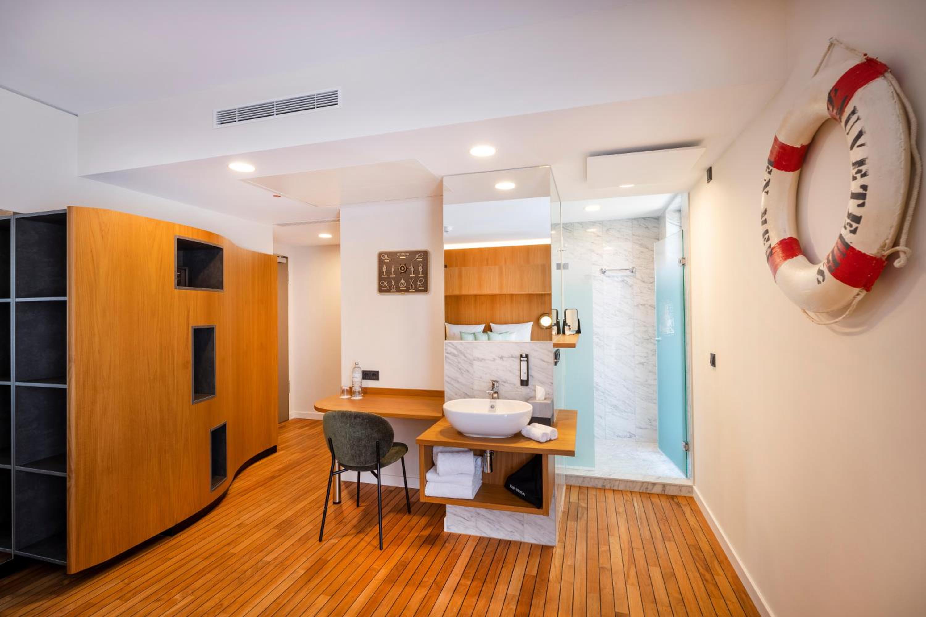 Dresden Vacations - ARCOTEL HafenCity Dresden - Property Image 8