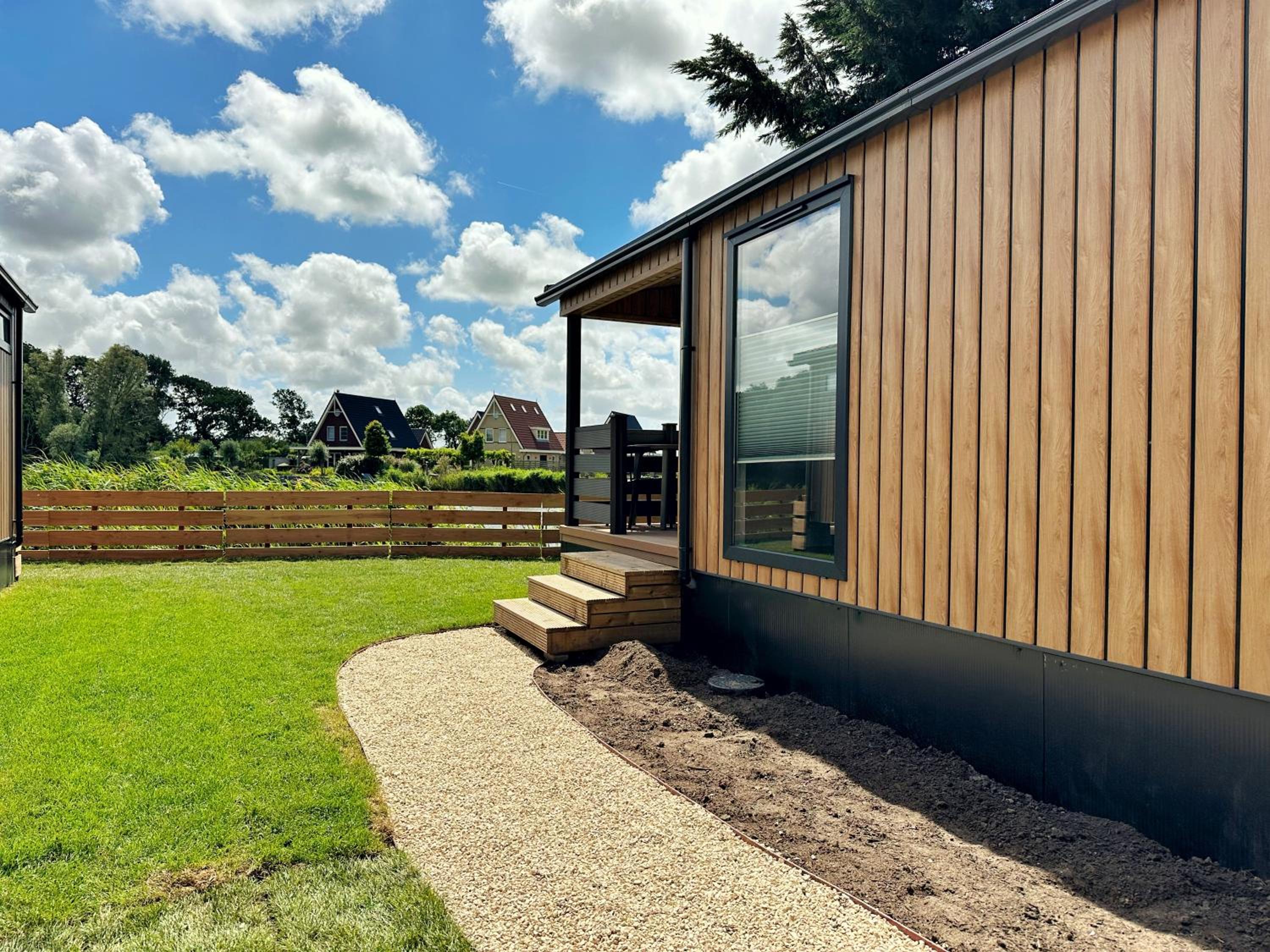 Chalet 501a op Recreatiepark De Wielen view 5