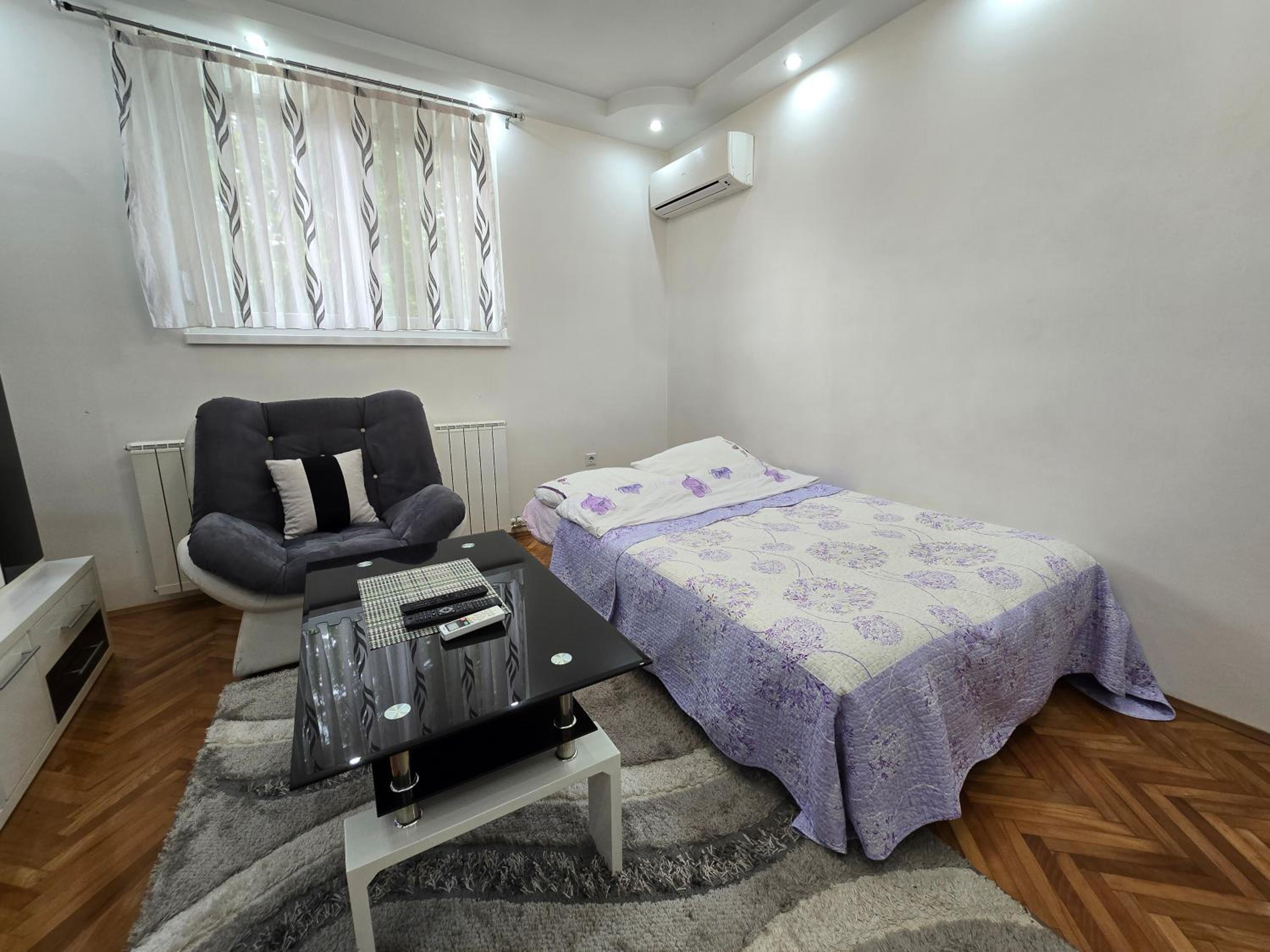Apartment Viola