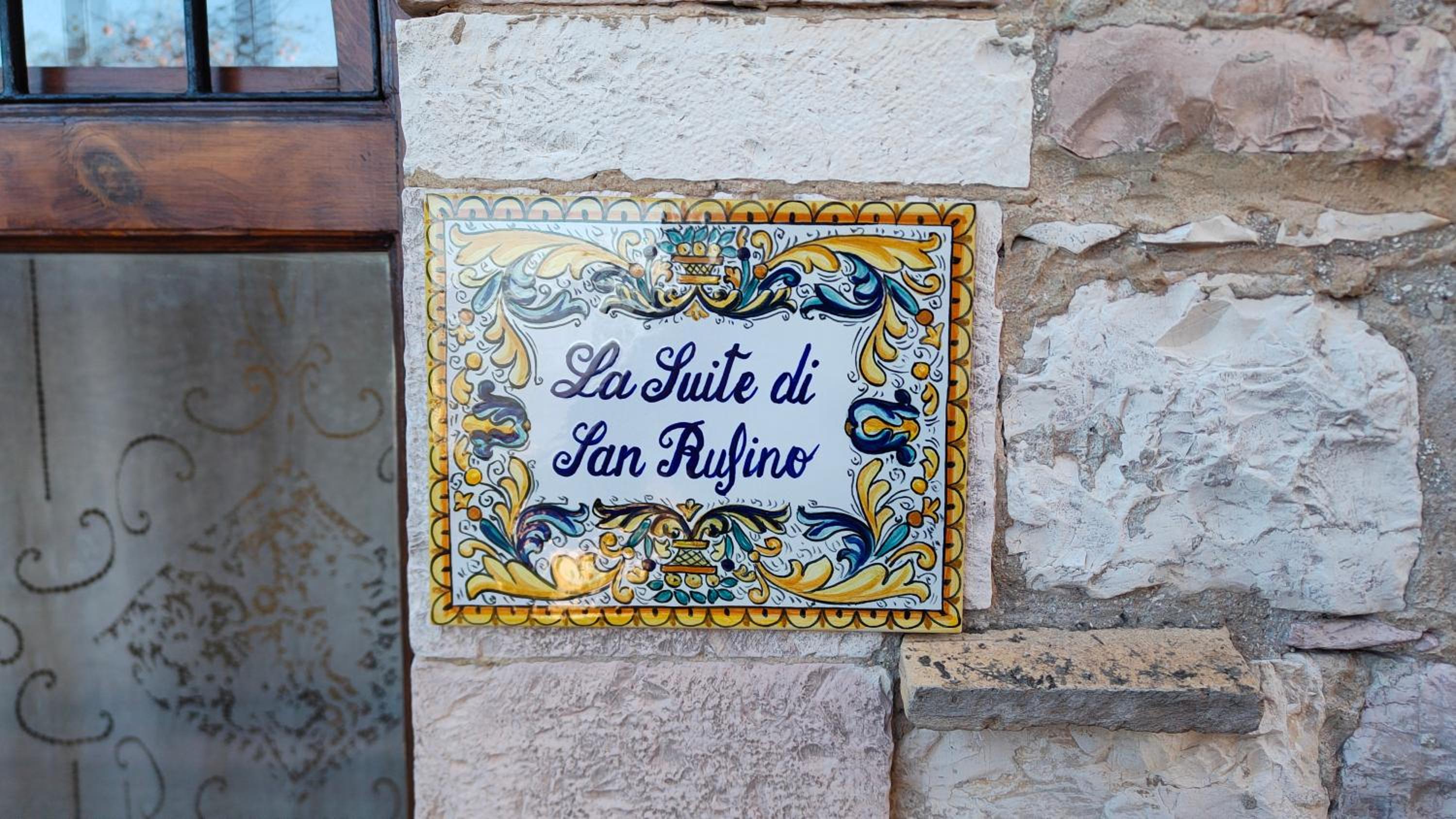 La Suite di San Rufino, Dimora storica in Assisi centro, 75mq, 2 letti matrimoniali - MyAssisiSuite - Mówimy po polsku photo 2