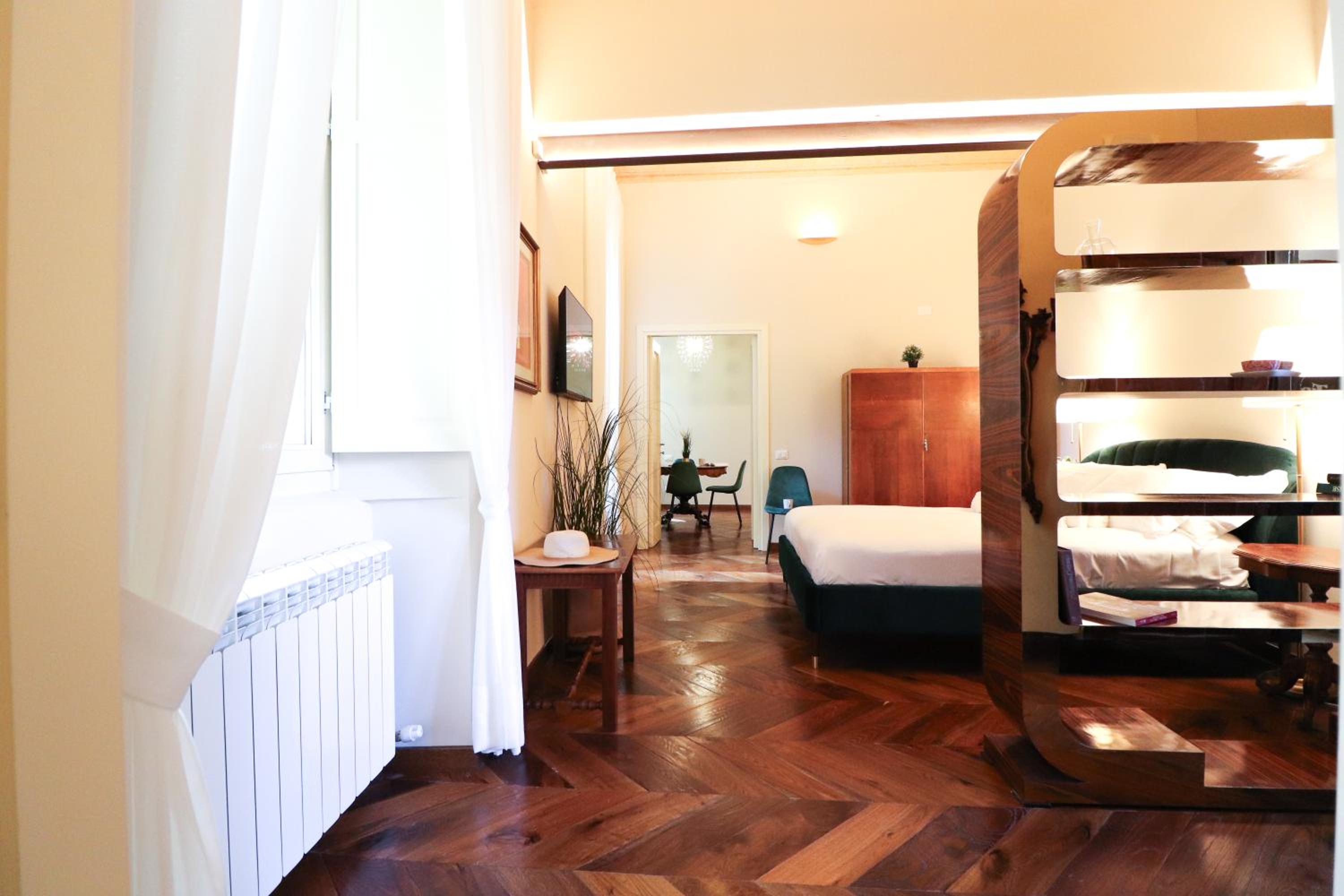 Pinturicchio Home